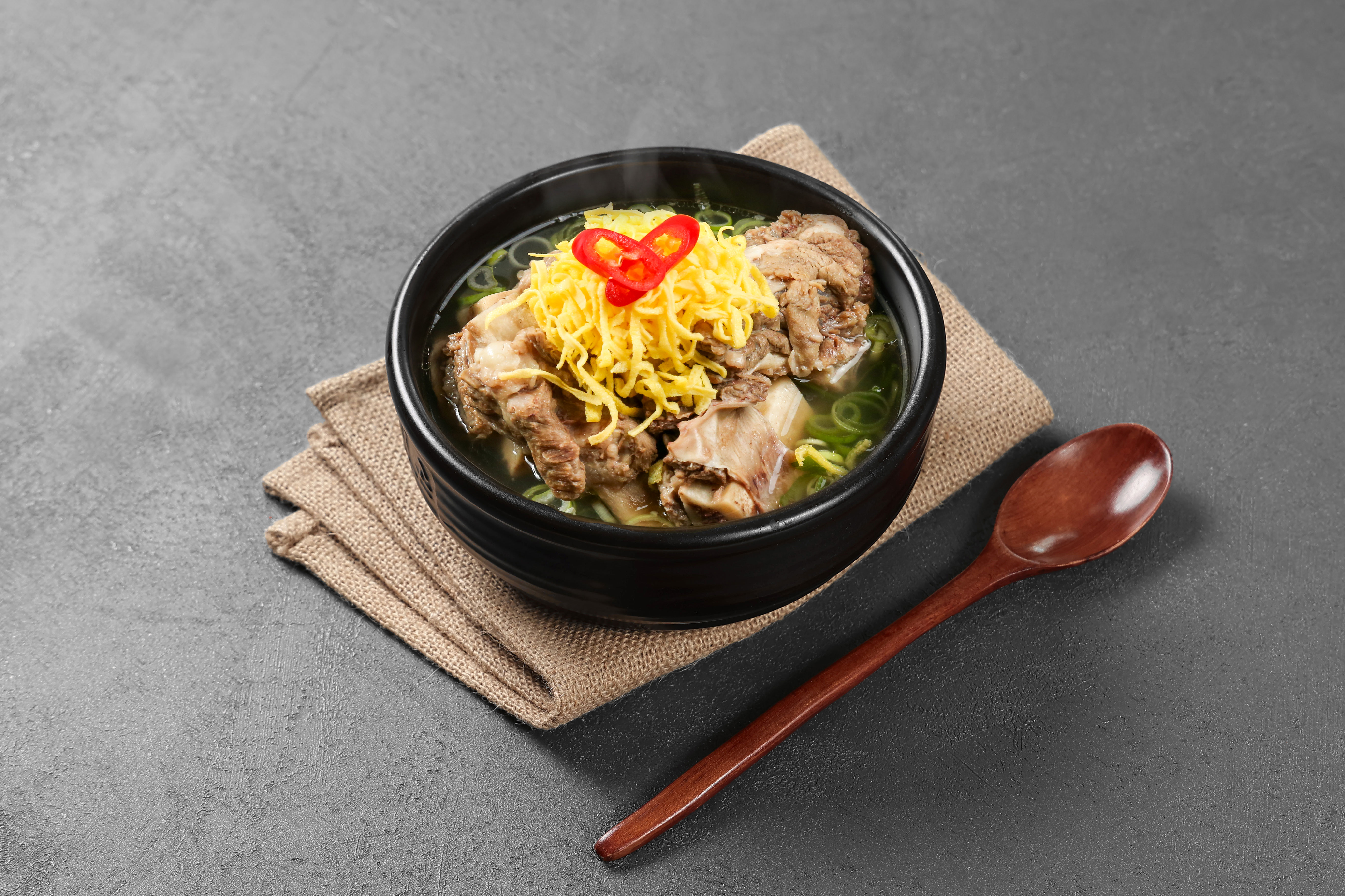 갈비탕 (동절기메뉴)