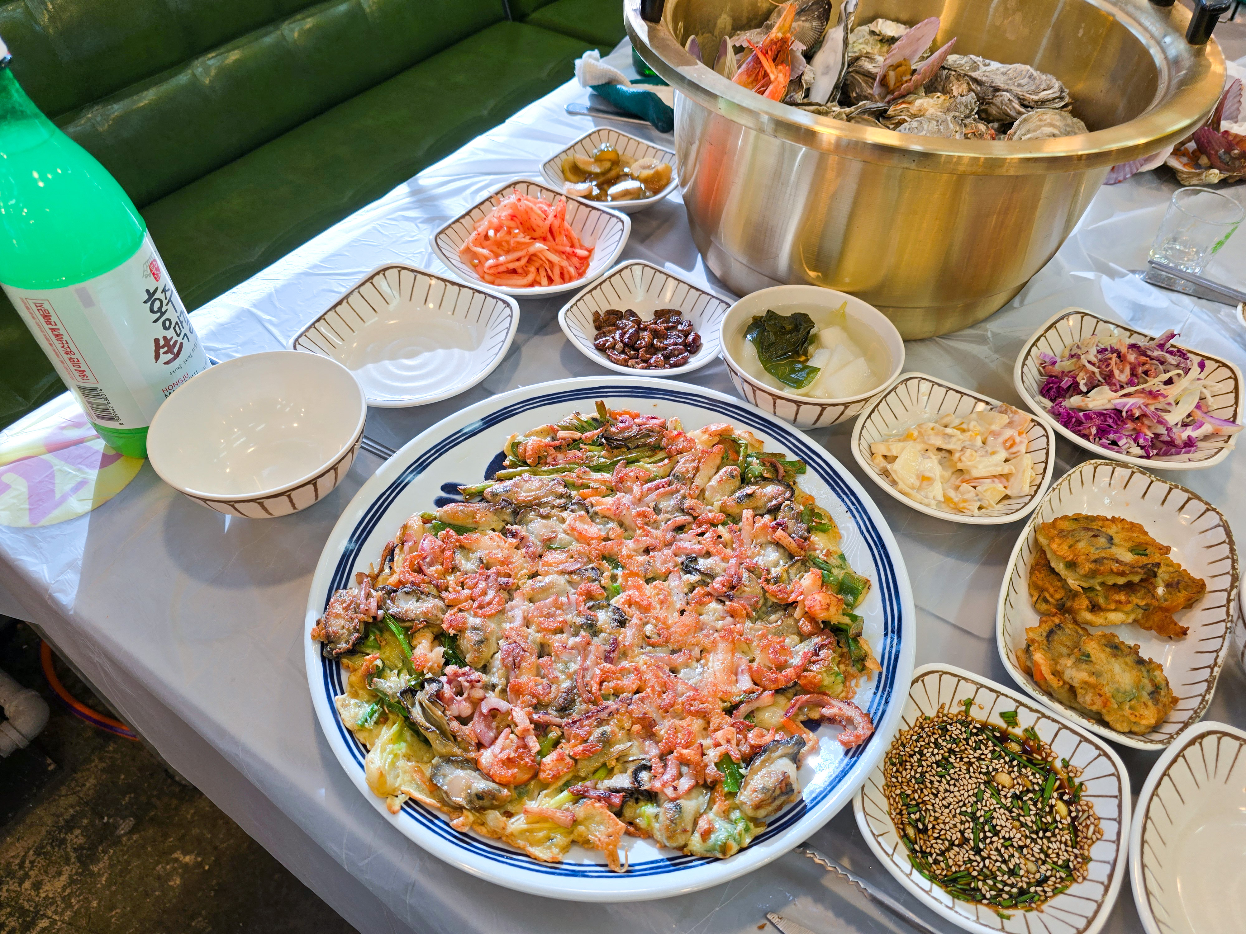 천북굴단지 천북굴따라식당