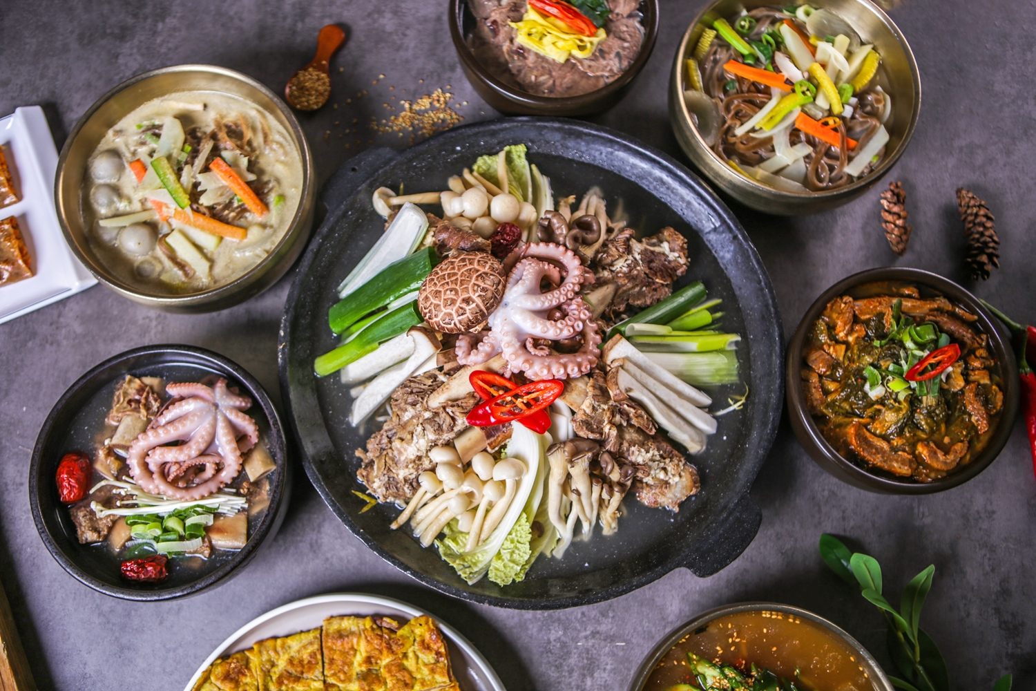 홍메밀x진갈비탕 대표 이미지