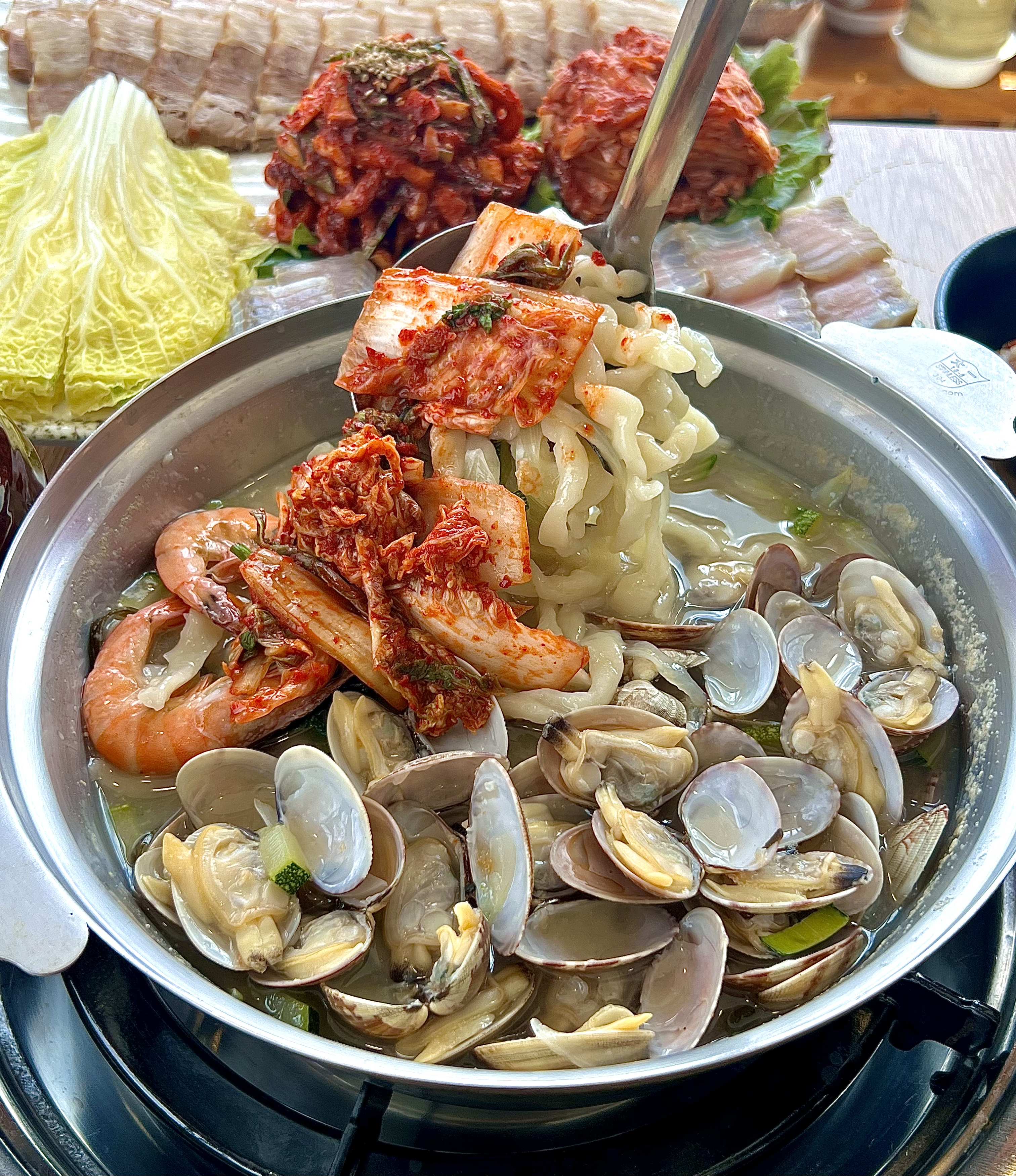 죽림홍두깨 시내점심본점
