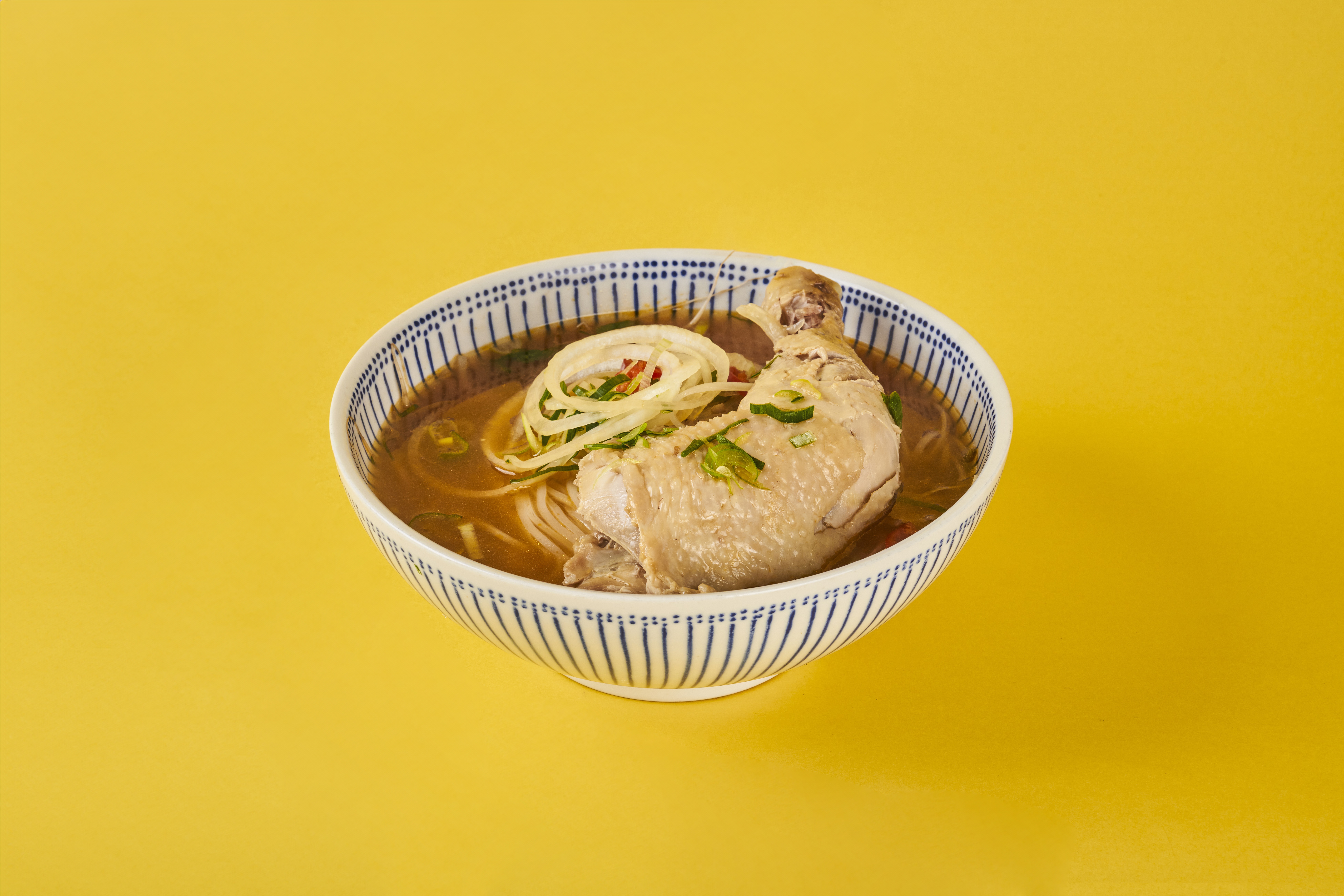 매운 닭반마리쌀국수