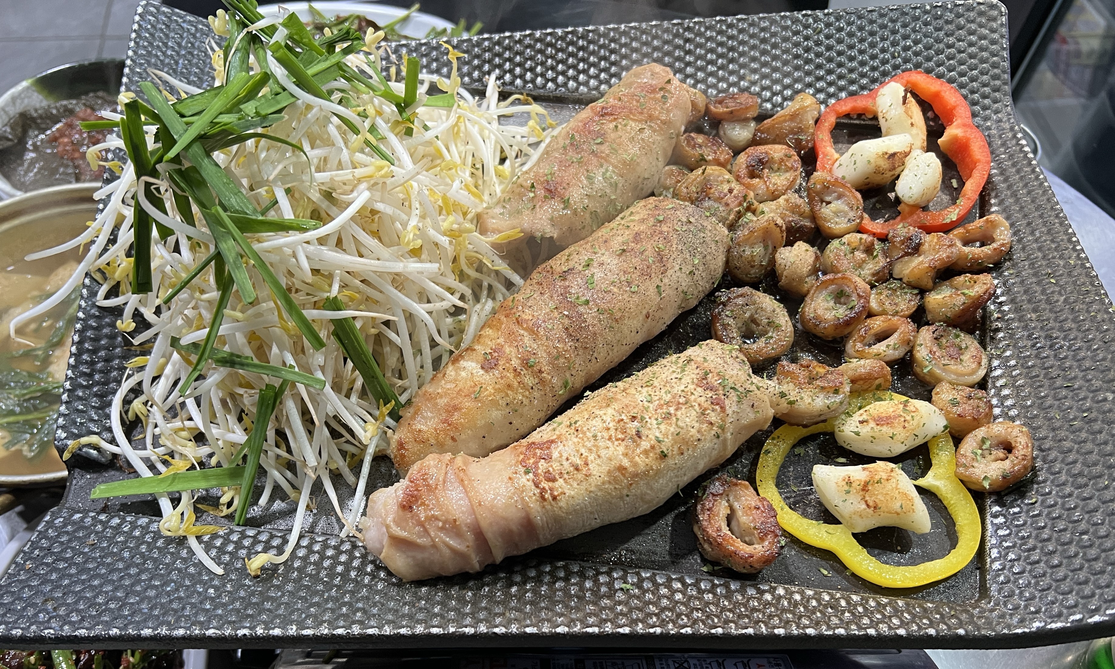 정통한우소곱창돼지막창