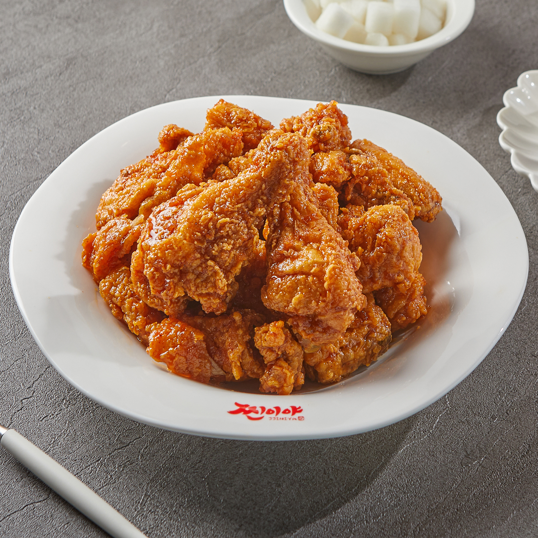 찐이야 숯불두마리치킨 삼방점
