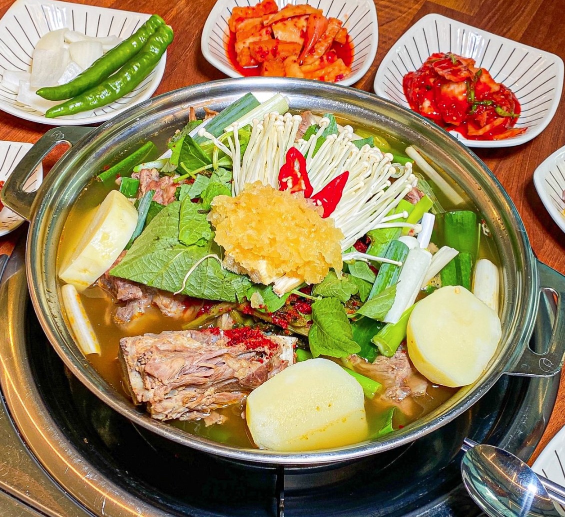 괜찮은감자탕 광안점