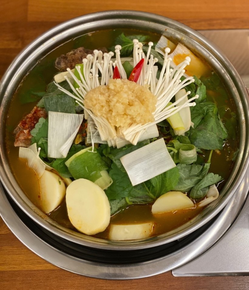 괜찮은감자탕 광안점