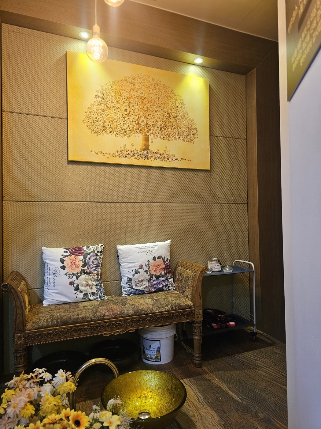 휴 photo 8