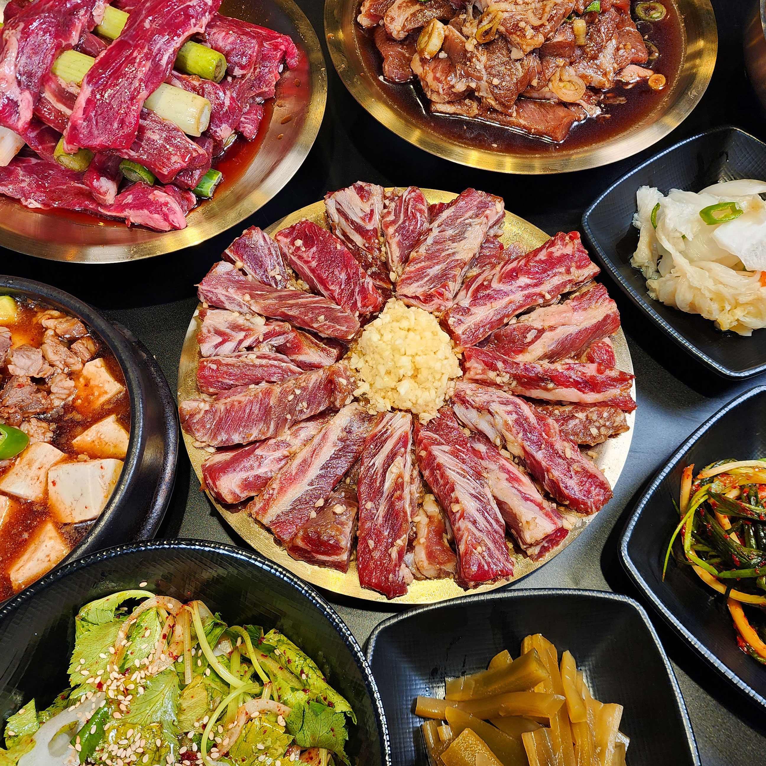 육만찬 숯불고기