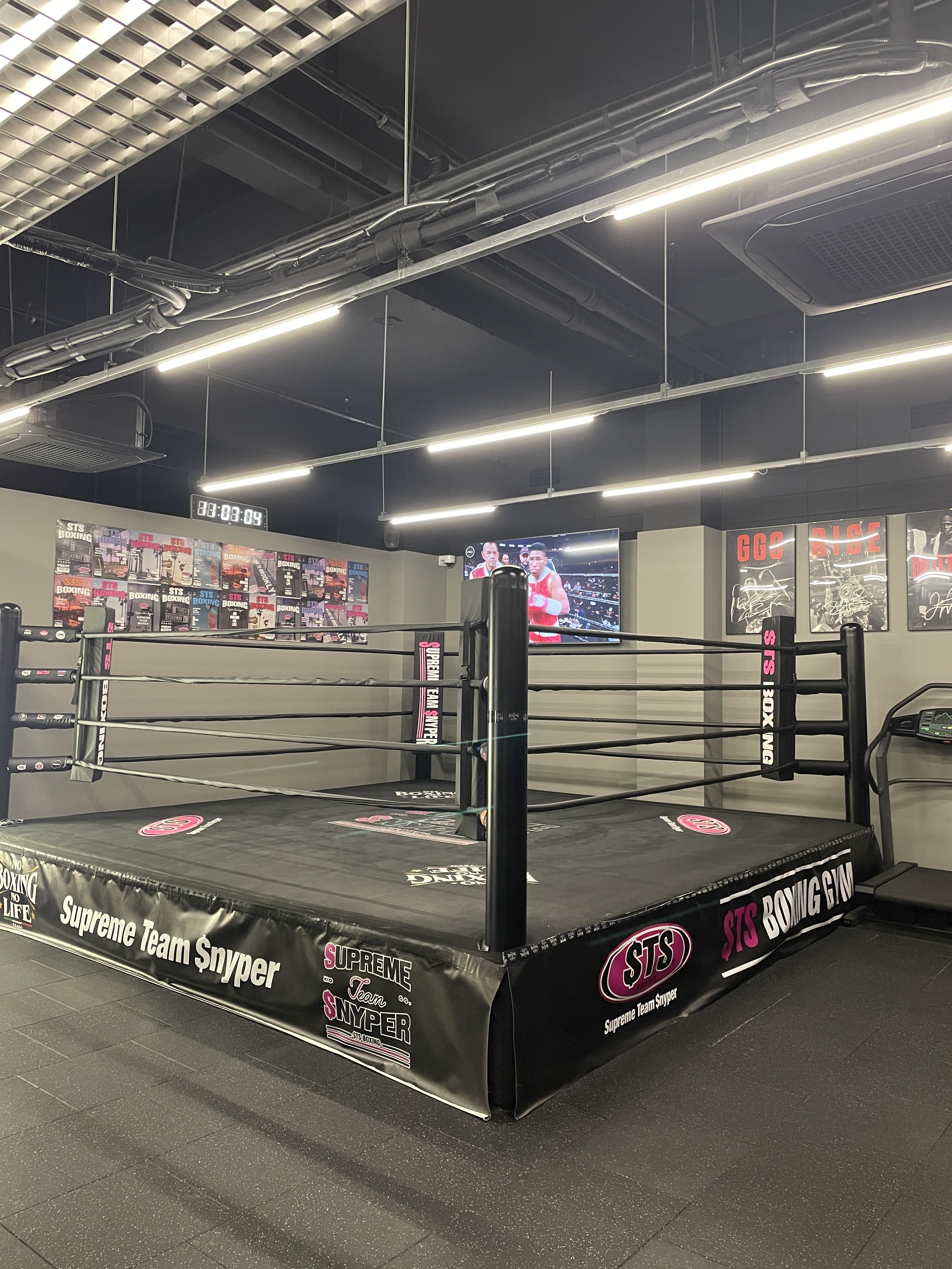 서울 강남구 학동로53길 복싱체육관 STS BOXING 내부 모습 2