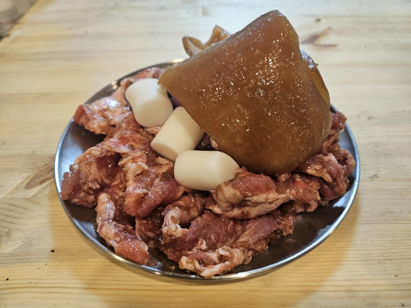 돈뿌리뽈살