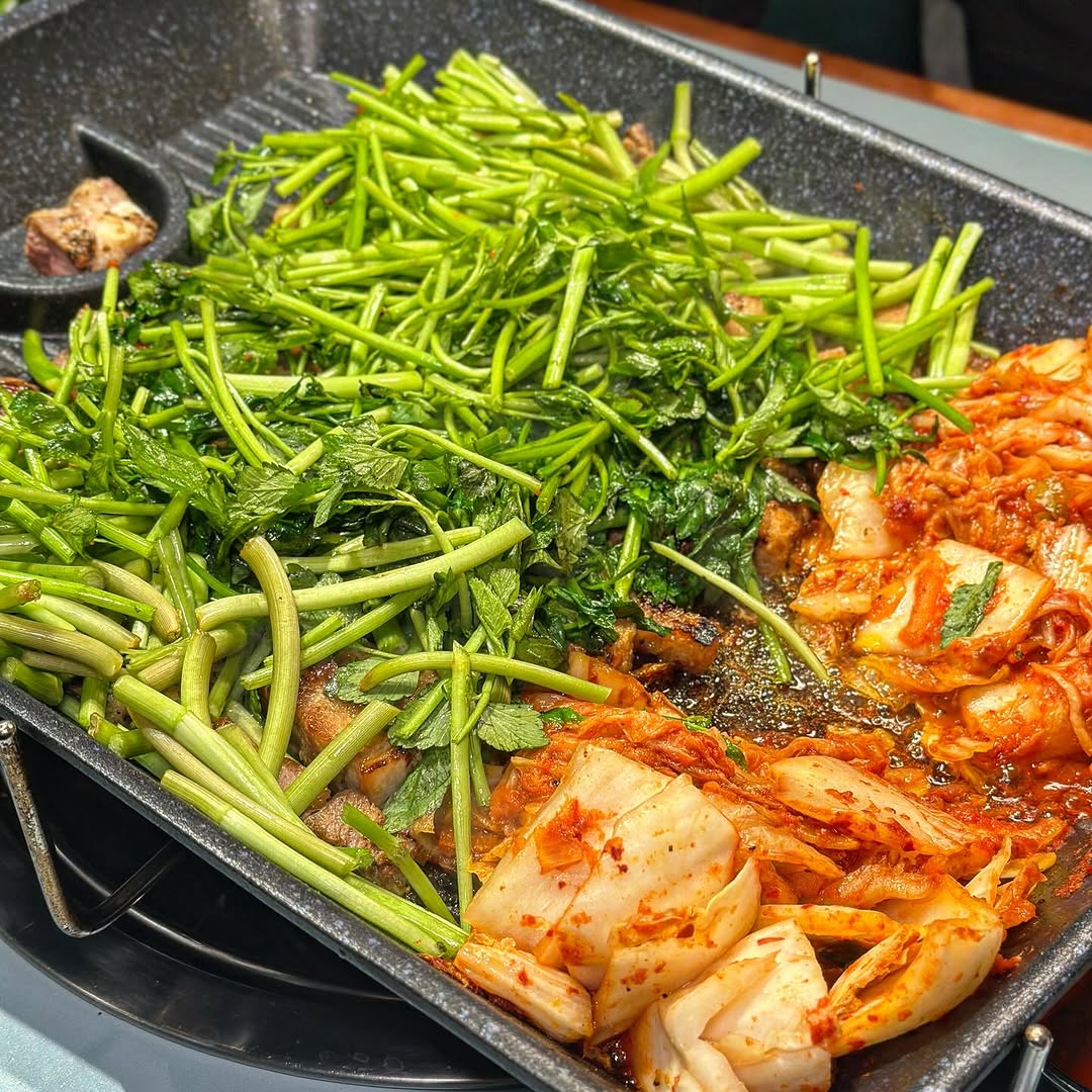 청도미나리식당 마곡나루역점