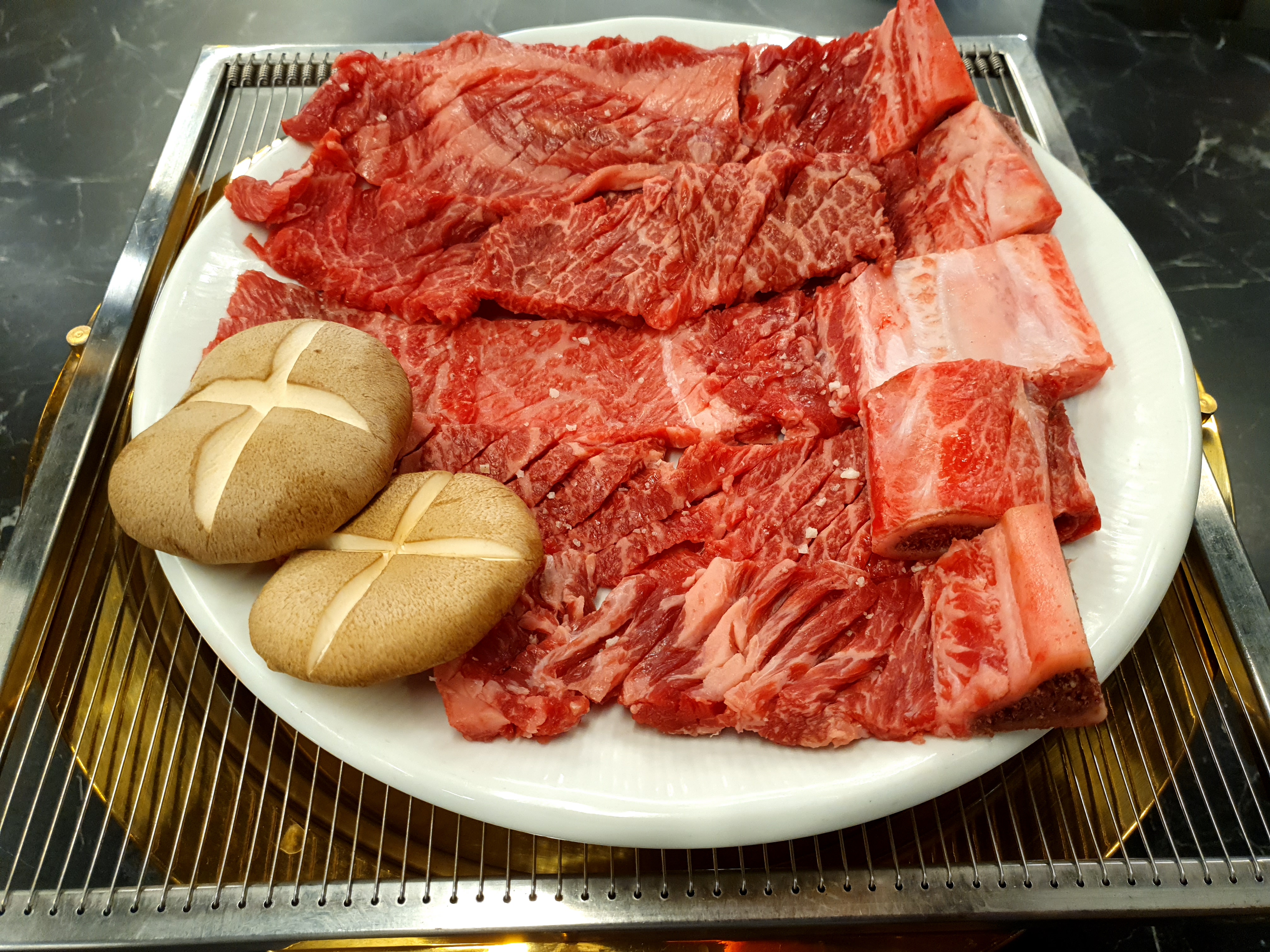 우향한우갈비살