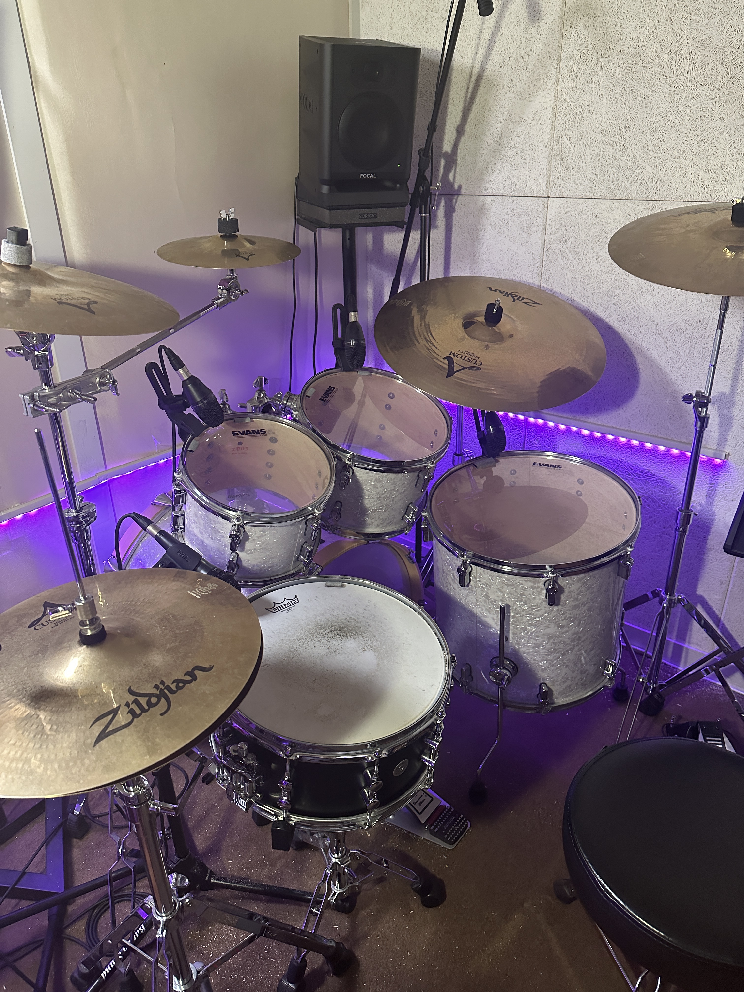 1번째 스튜디오 사진