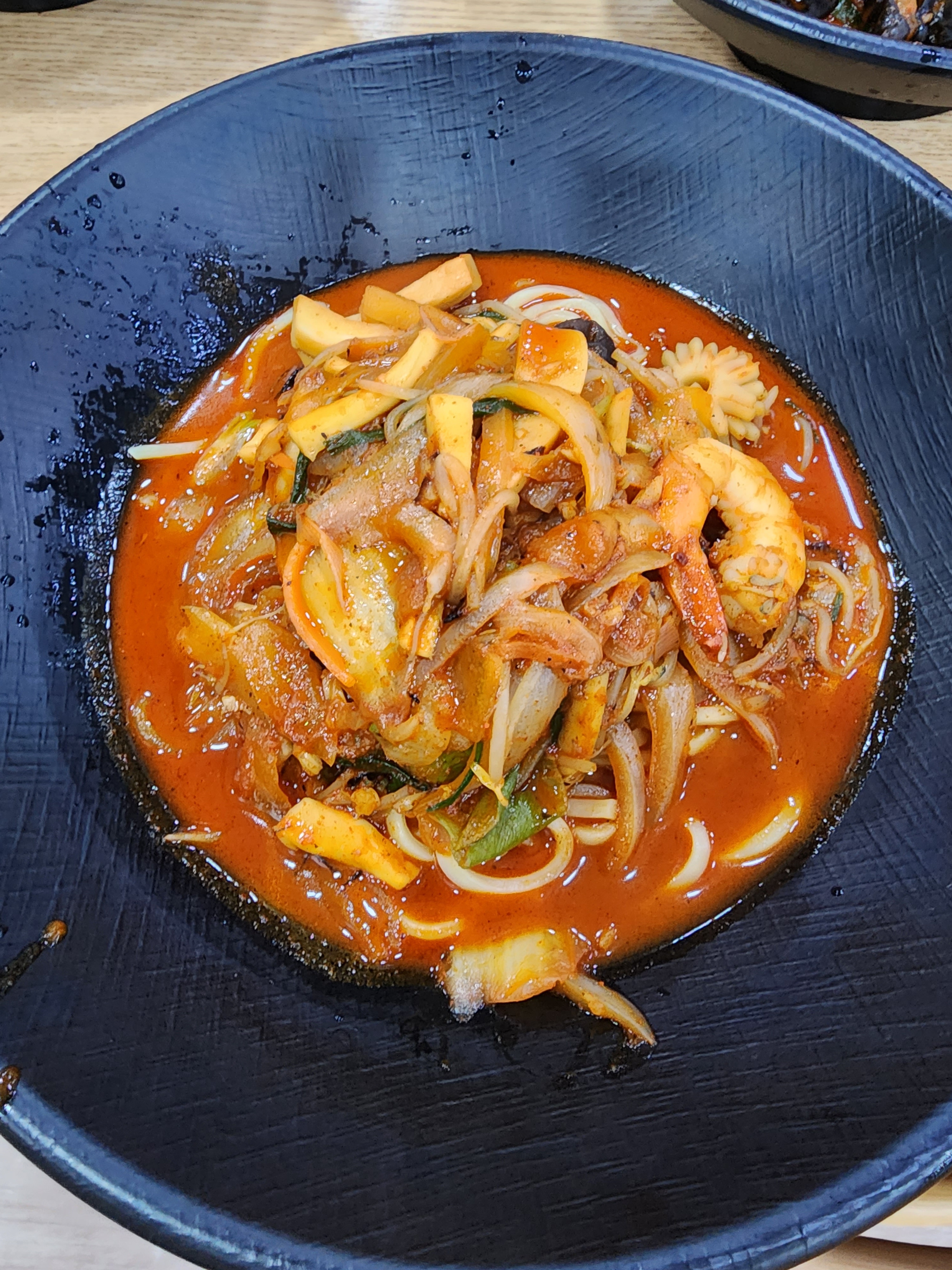 강변돌짜장짬뽕