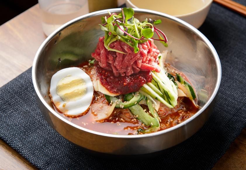 [식사류] 육회 냉면(비빔)