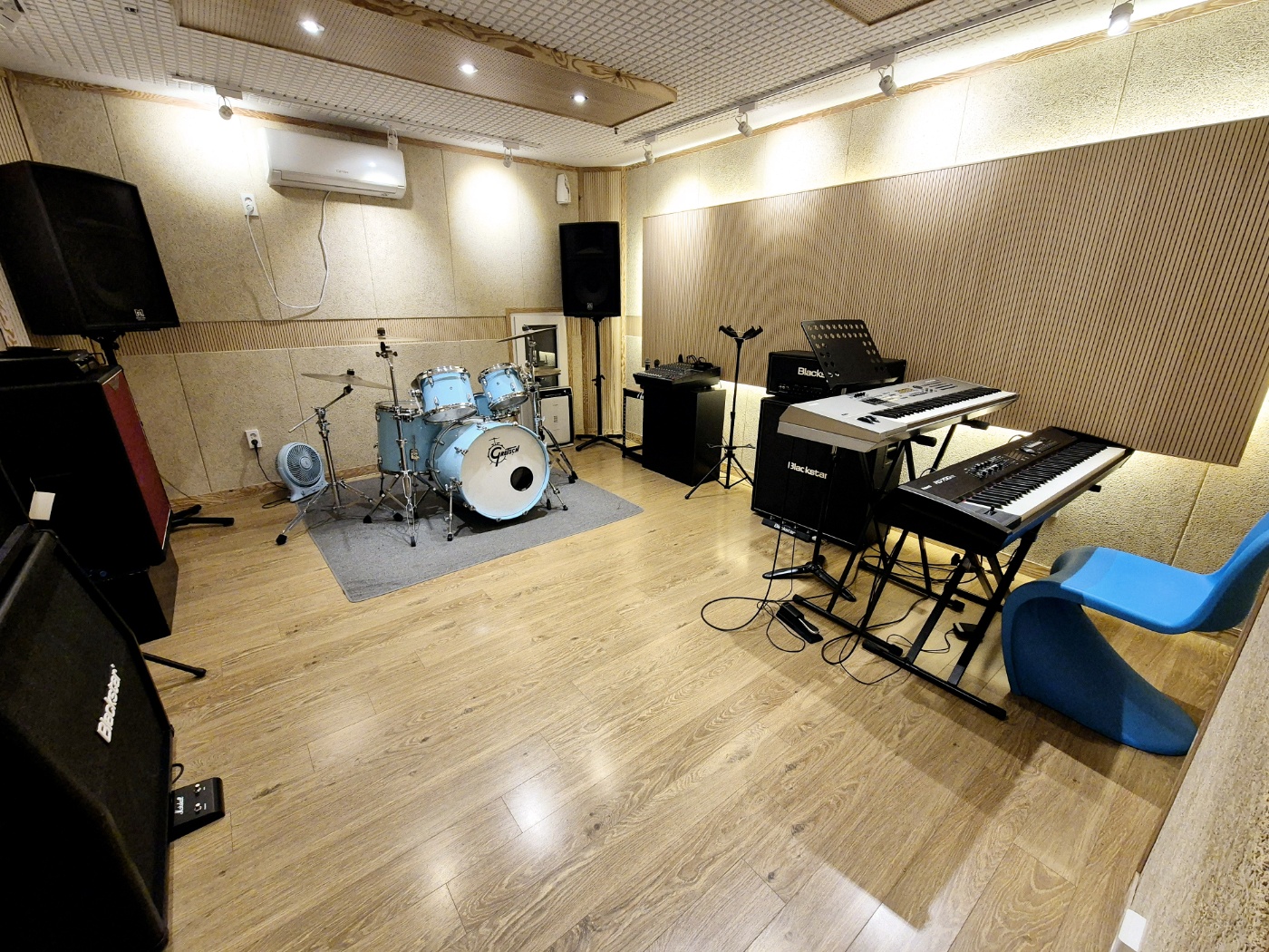 5번째 스튜디오 사진