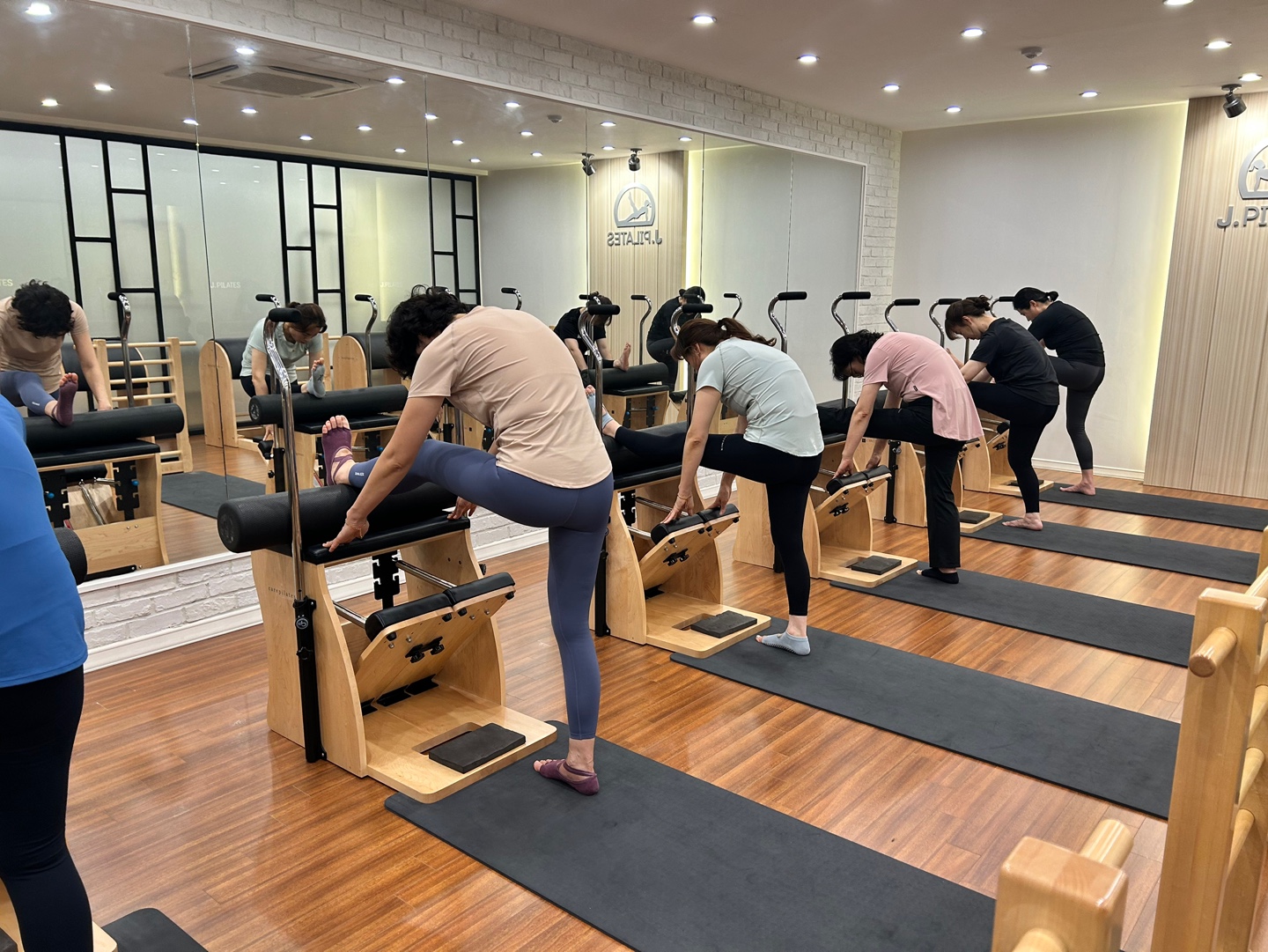 제이필라테스 시지점 대표 이미지