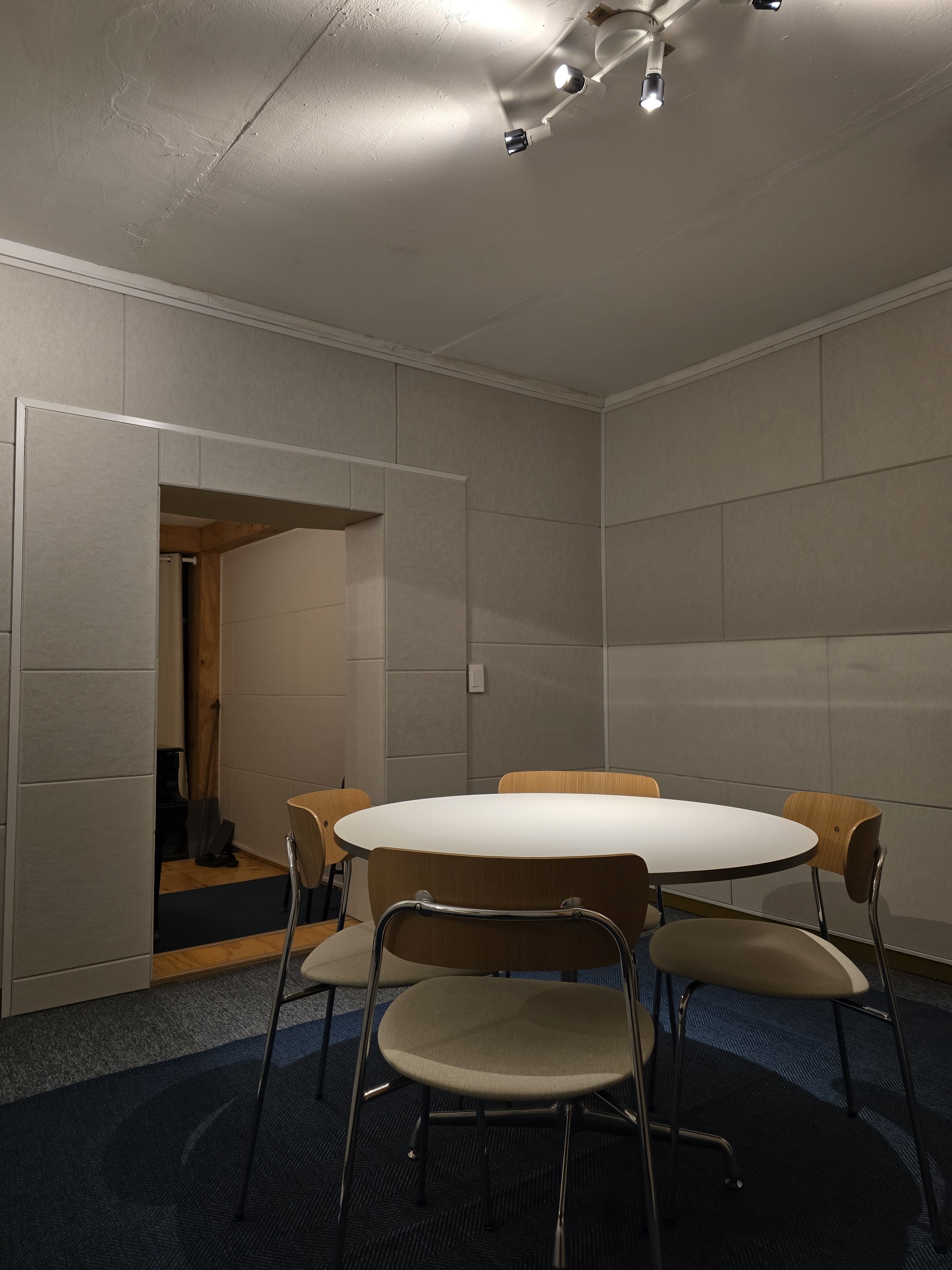 2번째 스튜디오 사진