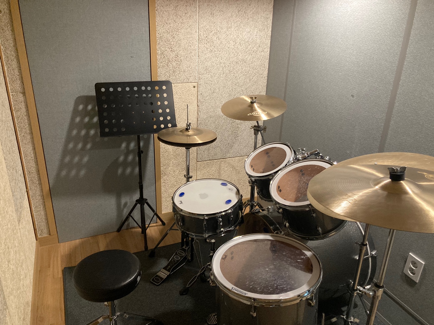 2번째 스튜디오 사진