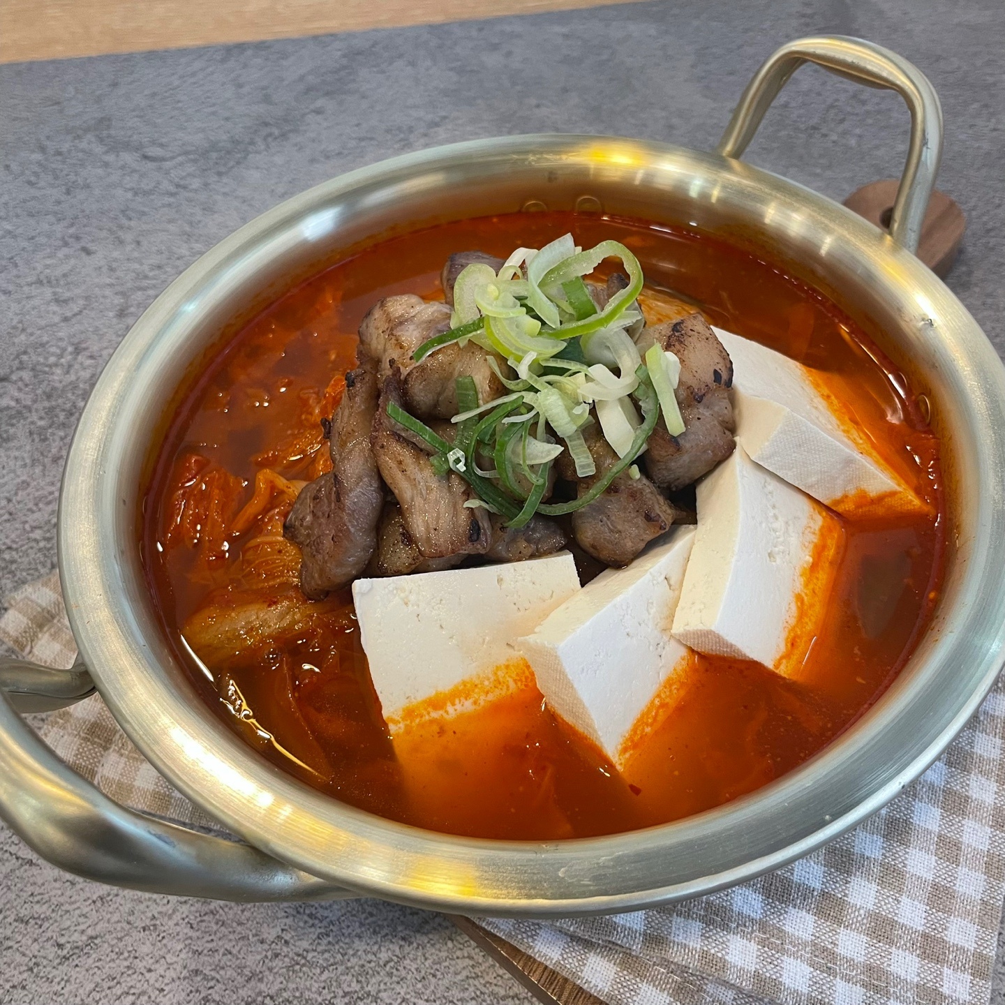 하이,돼지