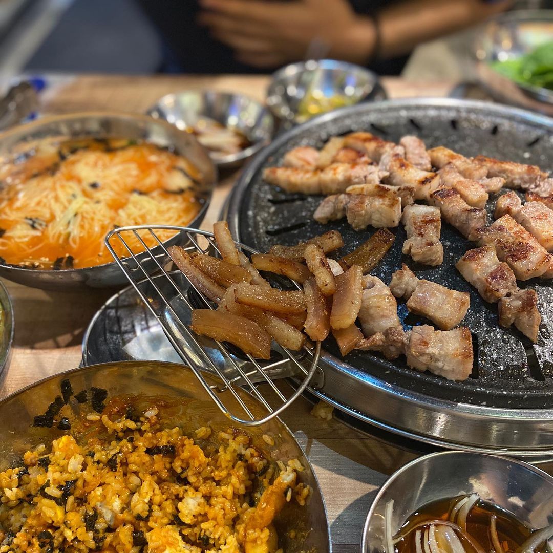 모름지기 사상점