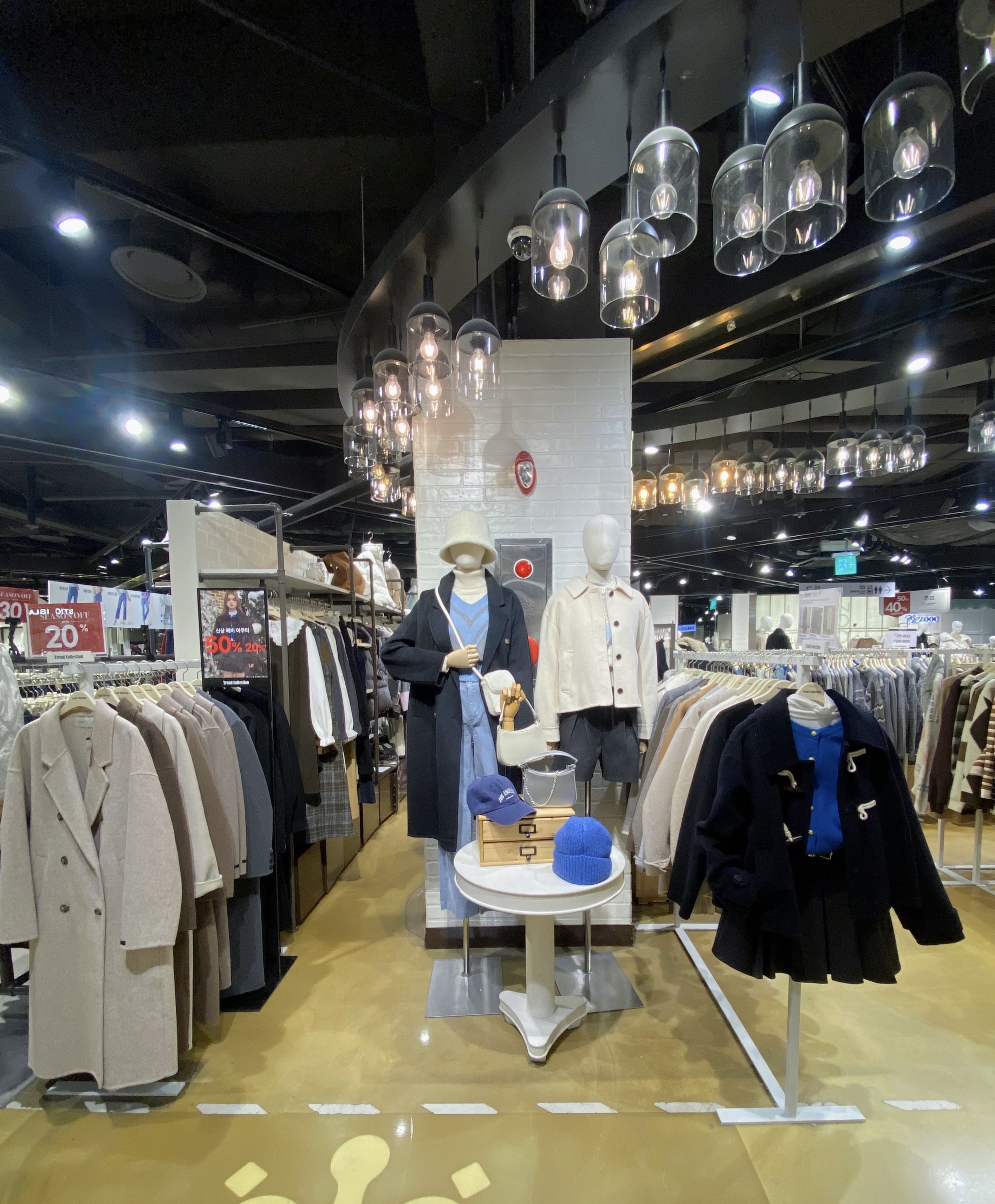 트렌드컬렉션 뉴코아아울렛 강남점