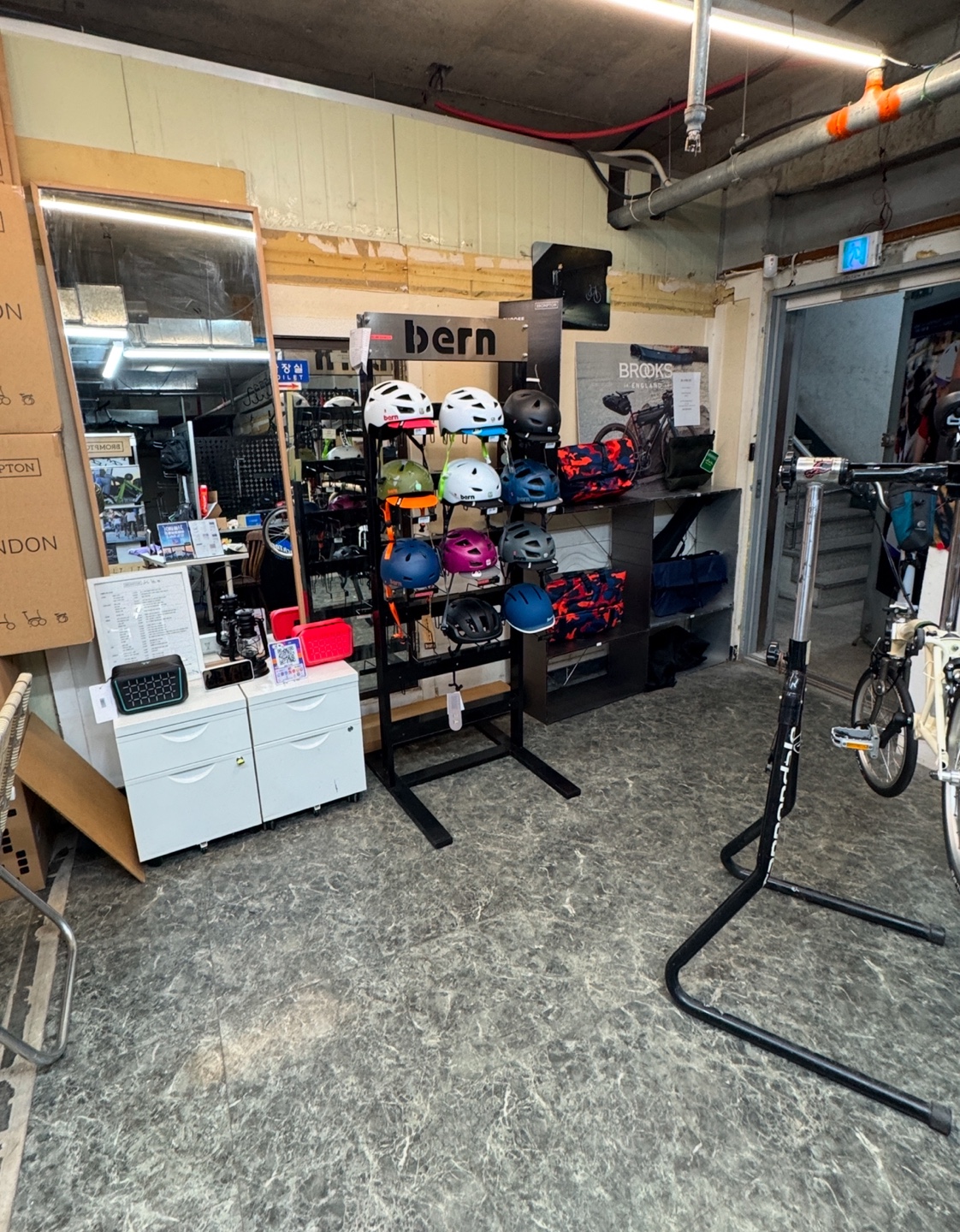 힌지 대표 이미지