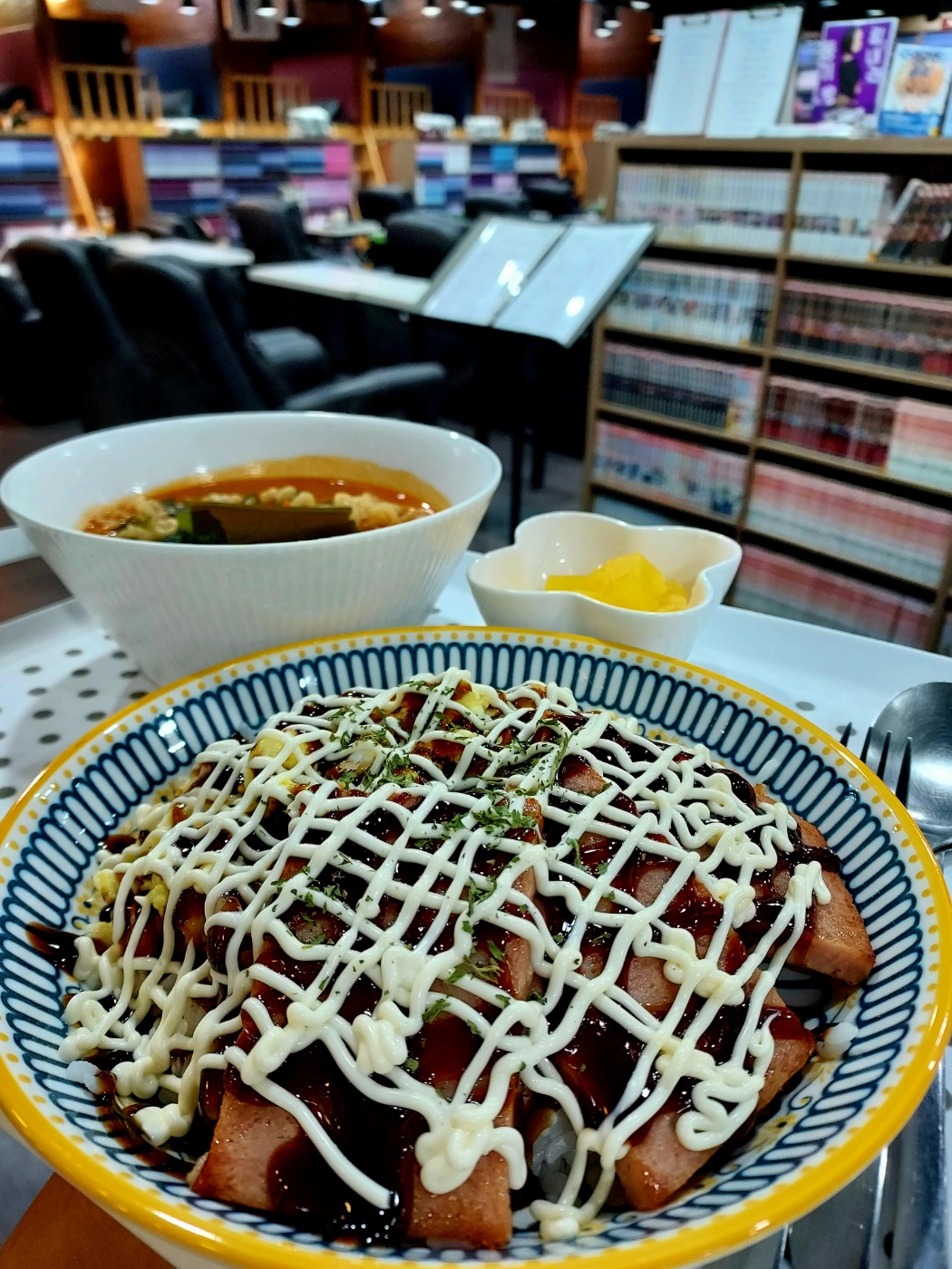 공자왈만화방 내부 또는 관련 모습