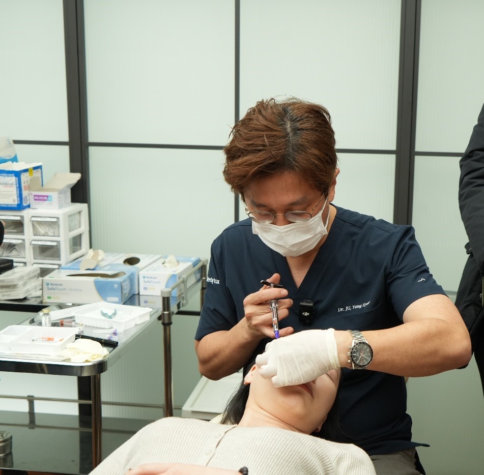 스키니크의원 대표 이미지