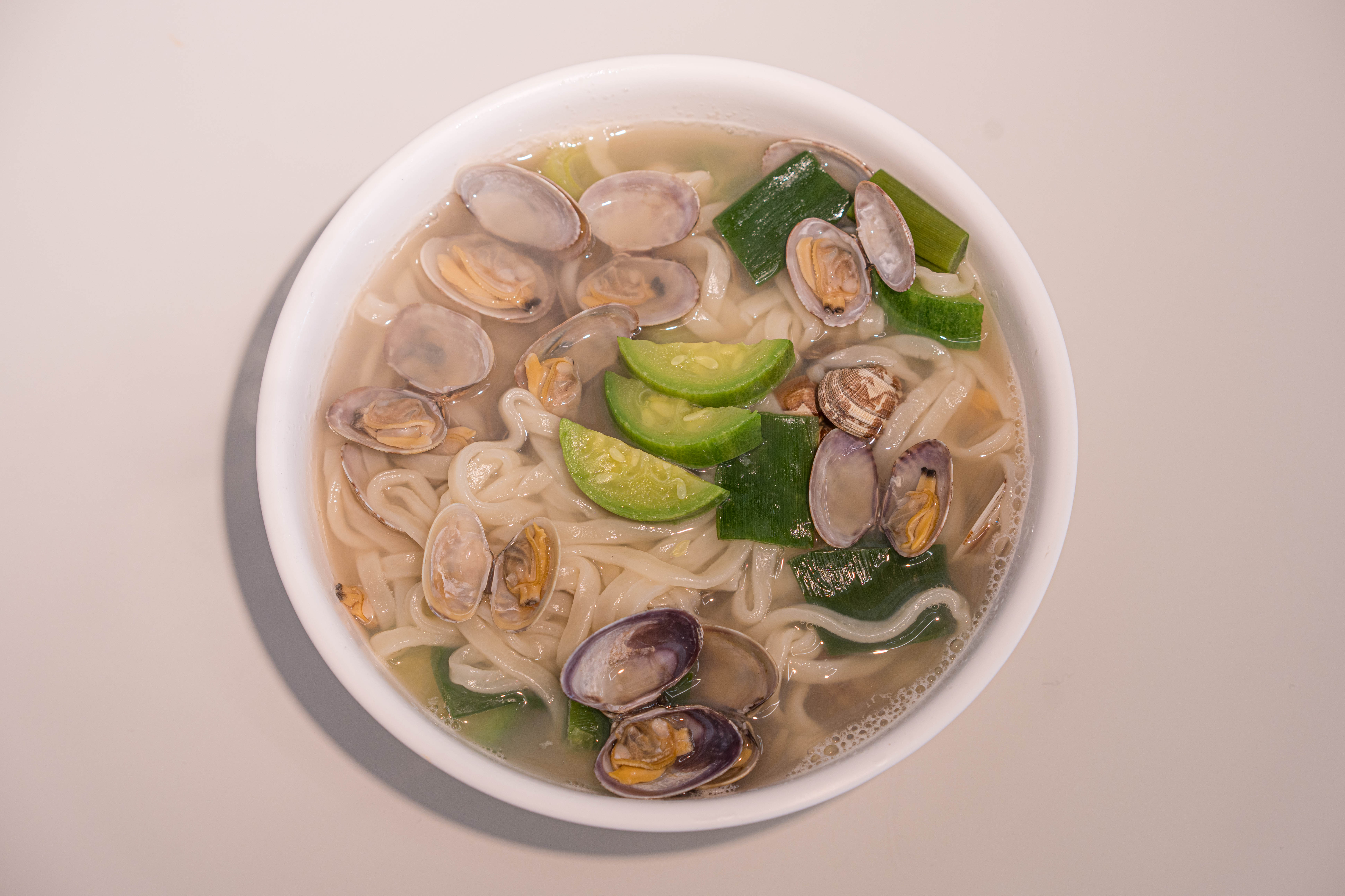 밀조아생바지락칼국수