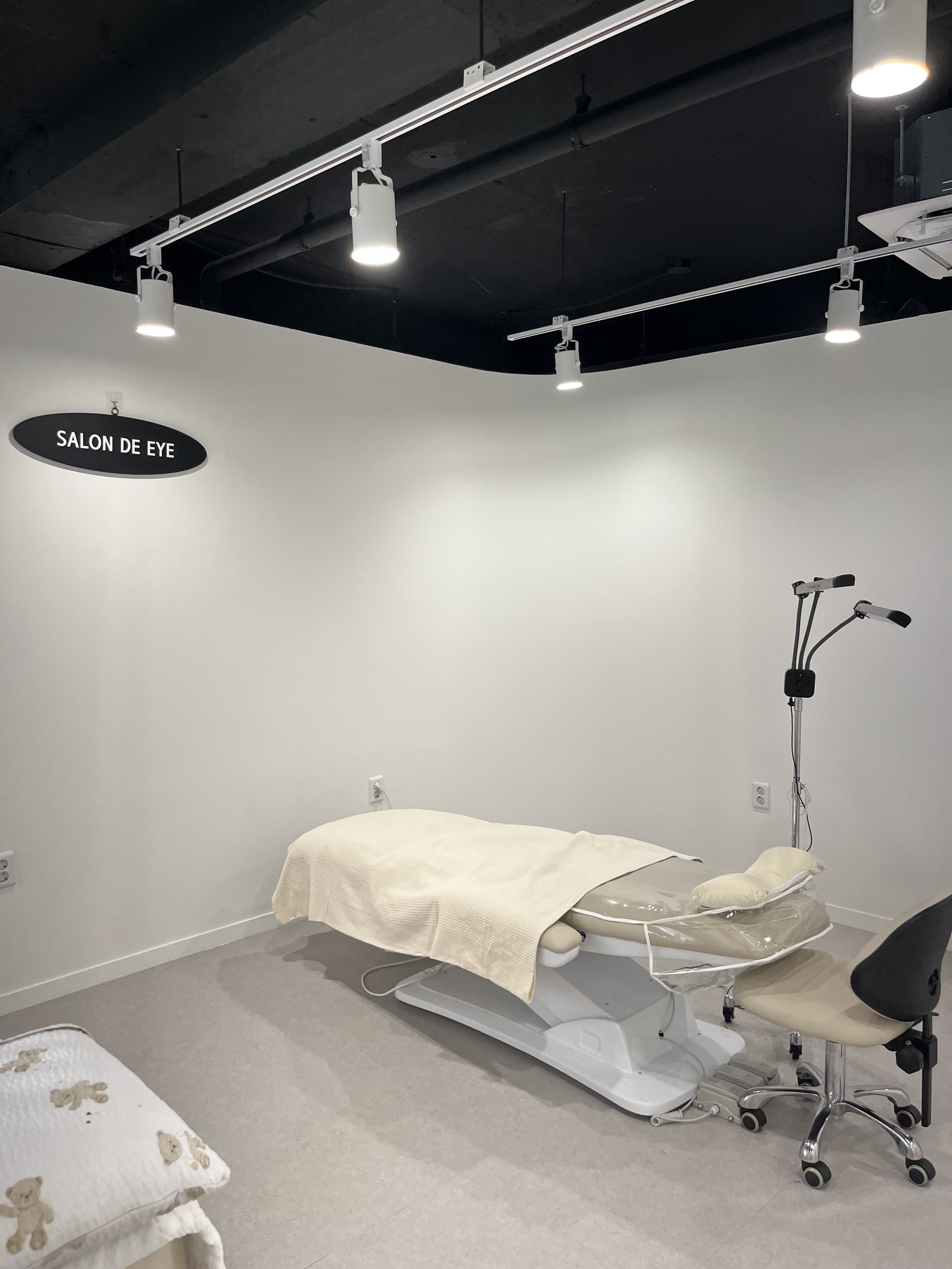 살롱드아이 대표 이미지