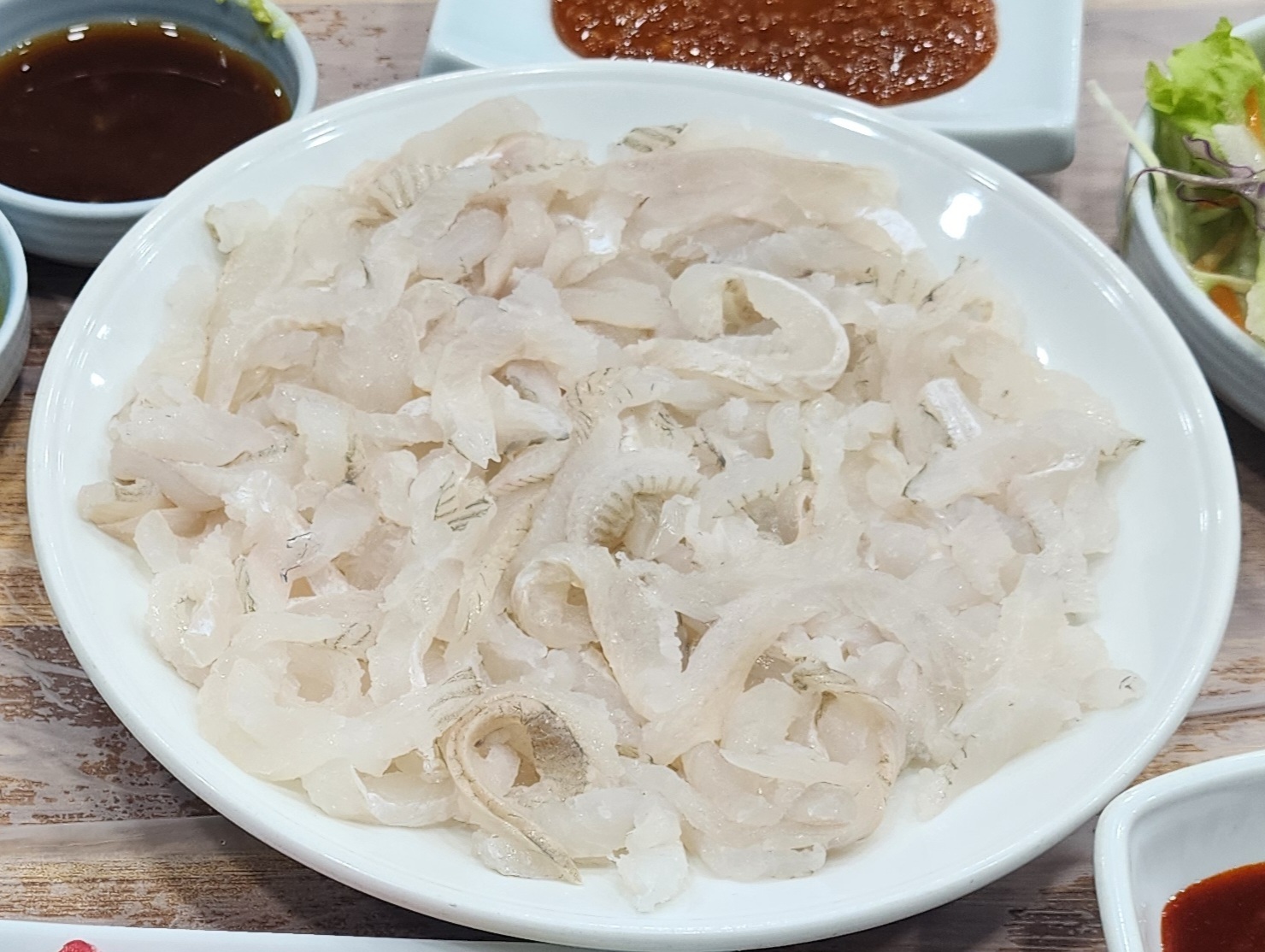 동해참가자미횟집