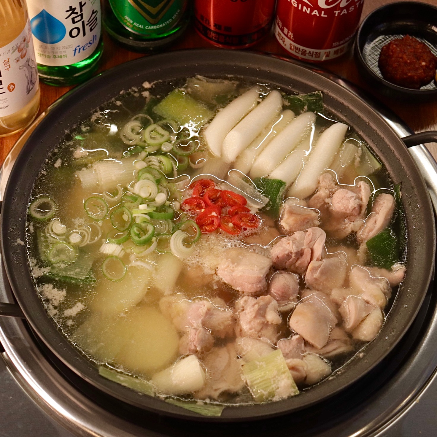 닭싸움 대표 이미지