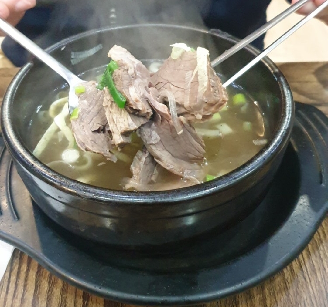 큰고개식당 아산본점
