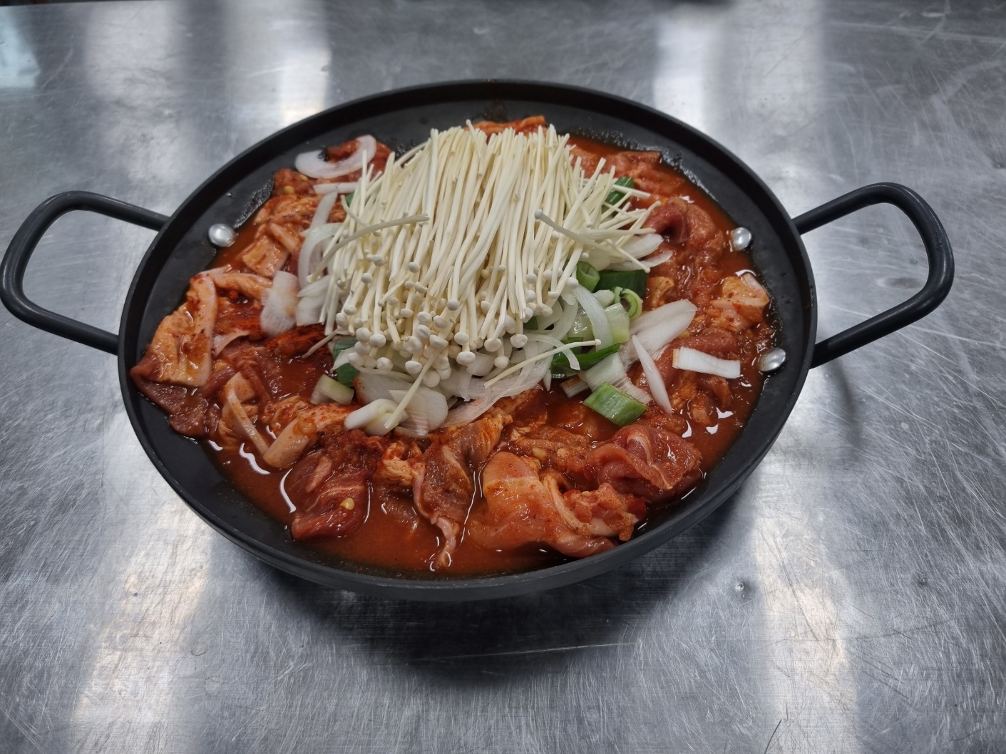 대들보불고기냉면