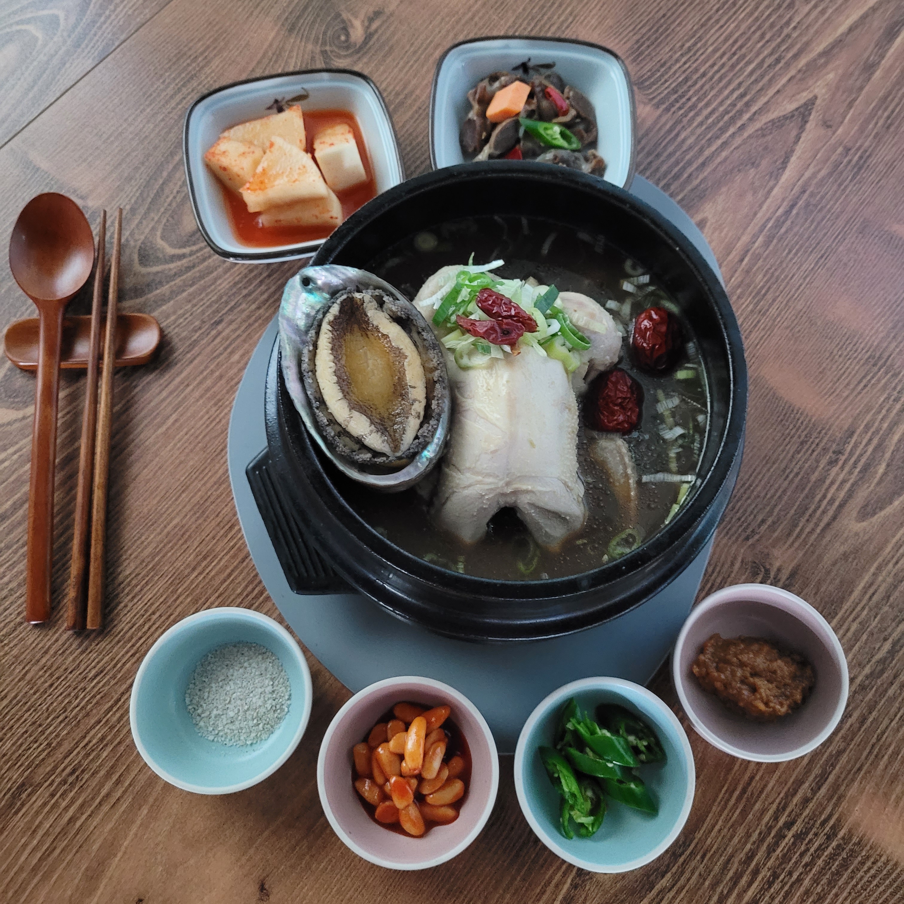 청송영계삼계탕 앞산점