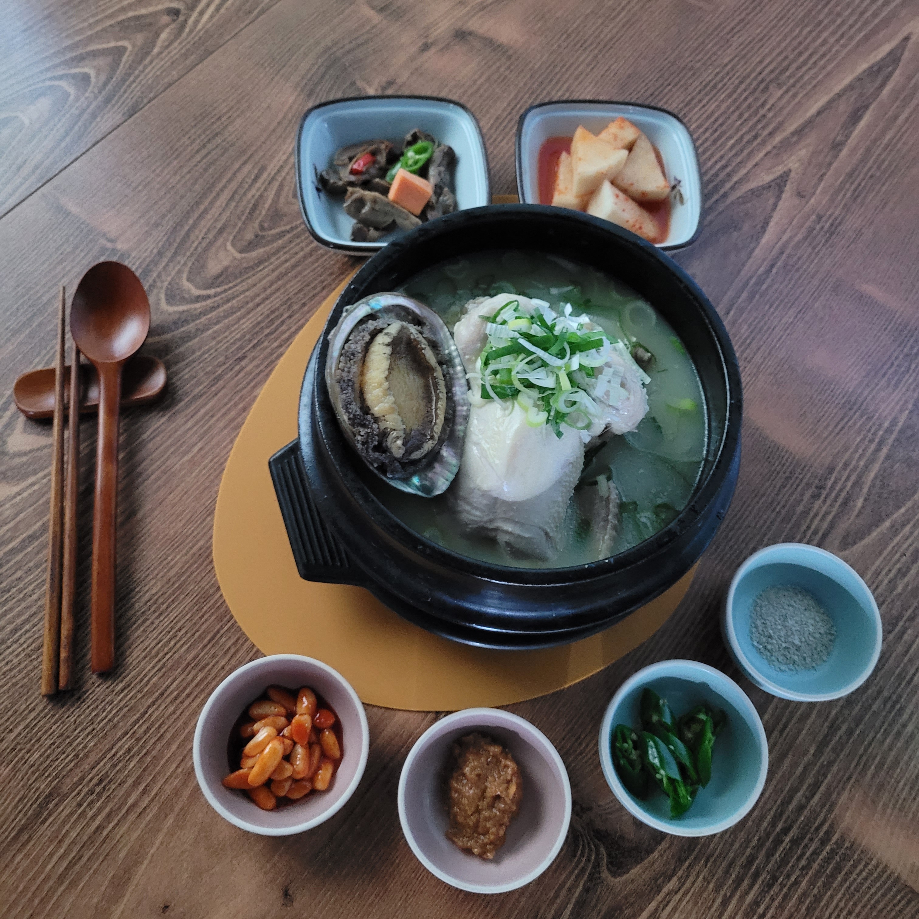 청송영계삼계탕 앞산점