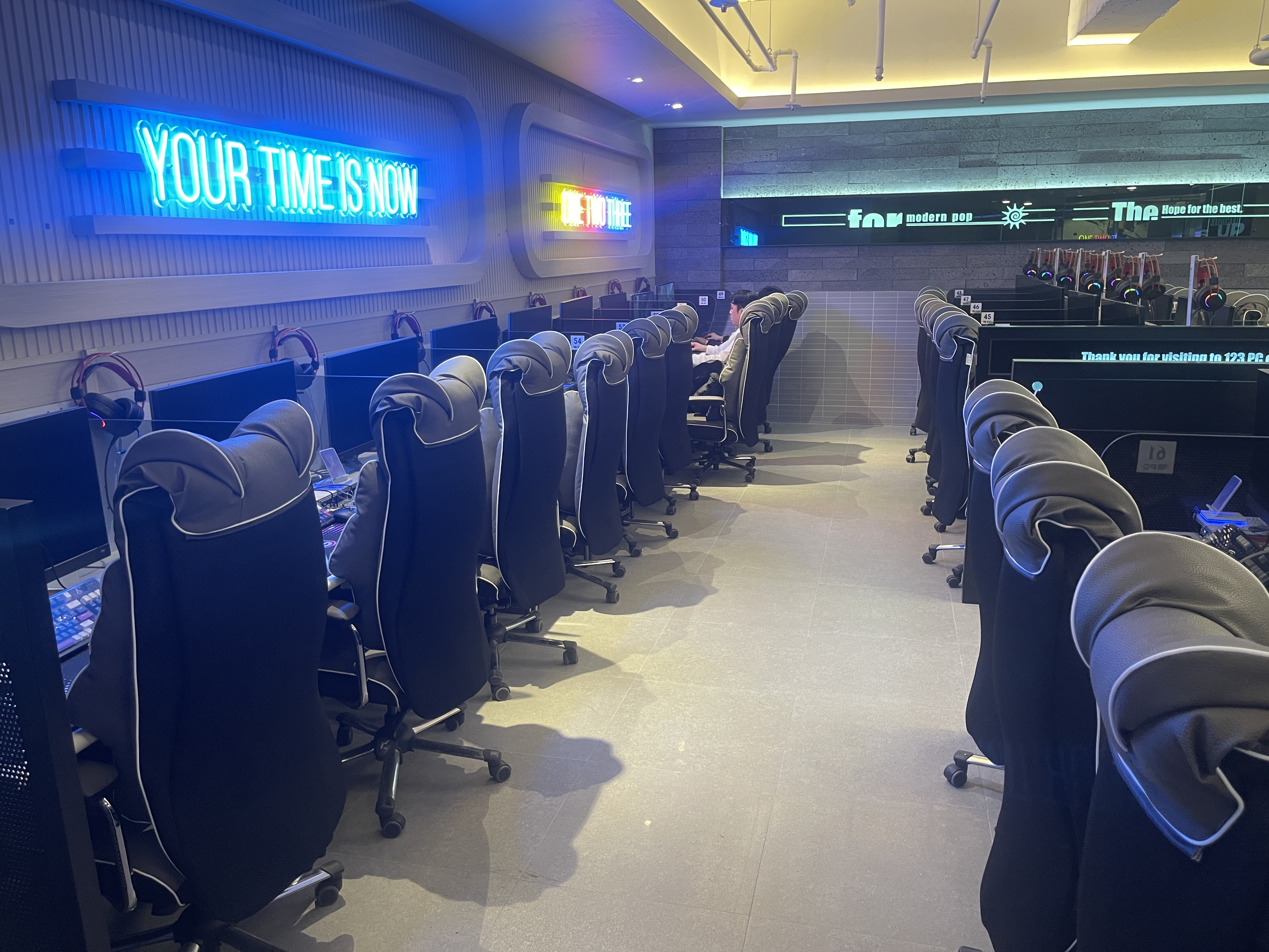 원투쓰리PC CAFE