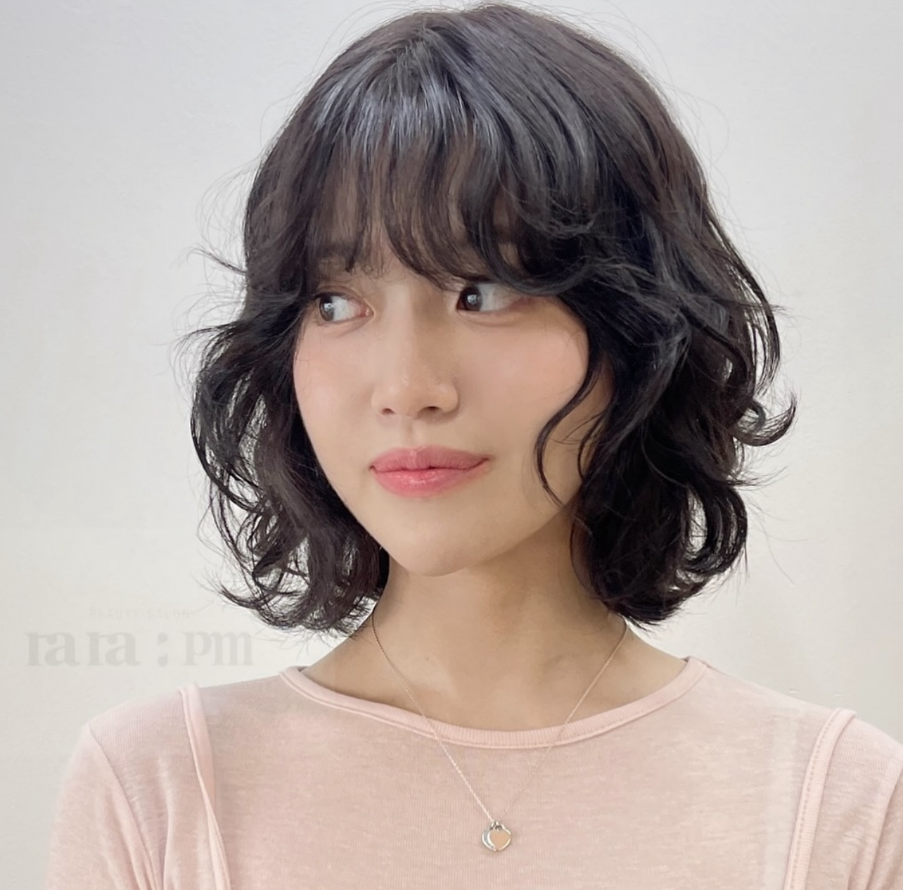 라라피엠 내부 또는 관련 모습