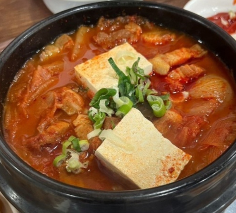 묵은지 김치찌개