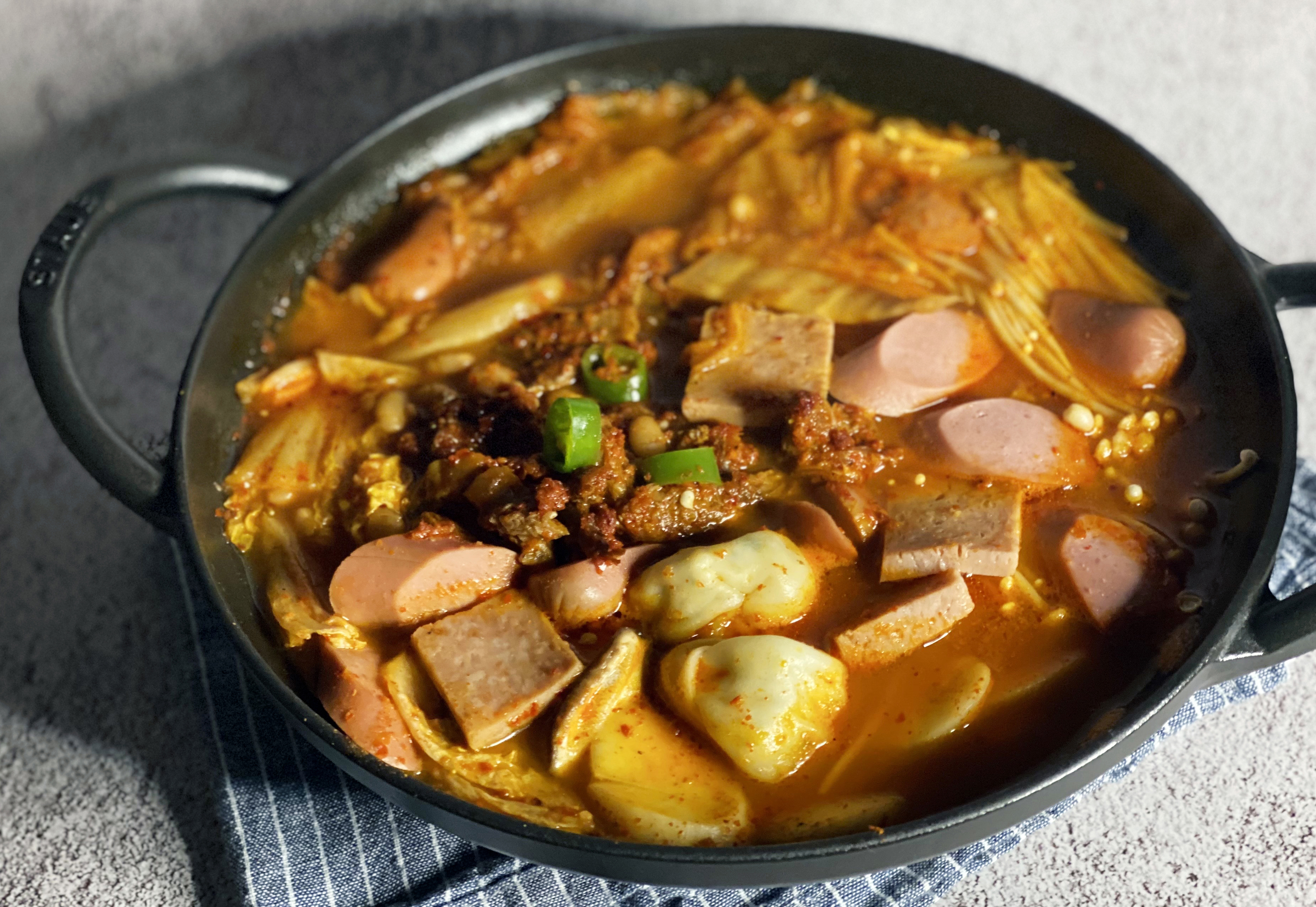 부대찌개전골 중