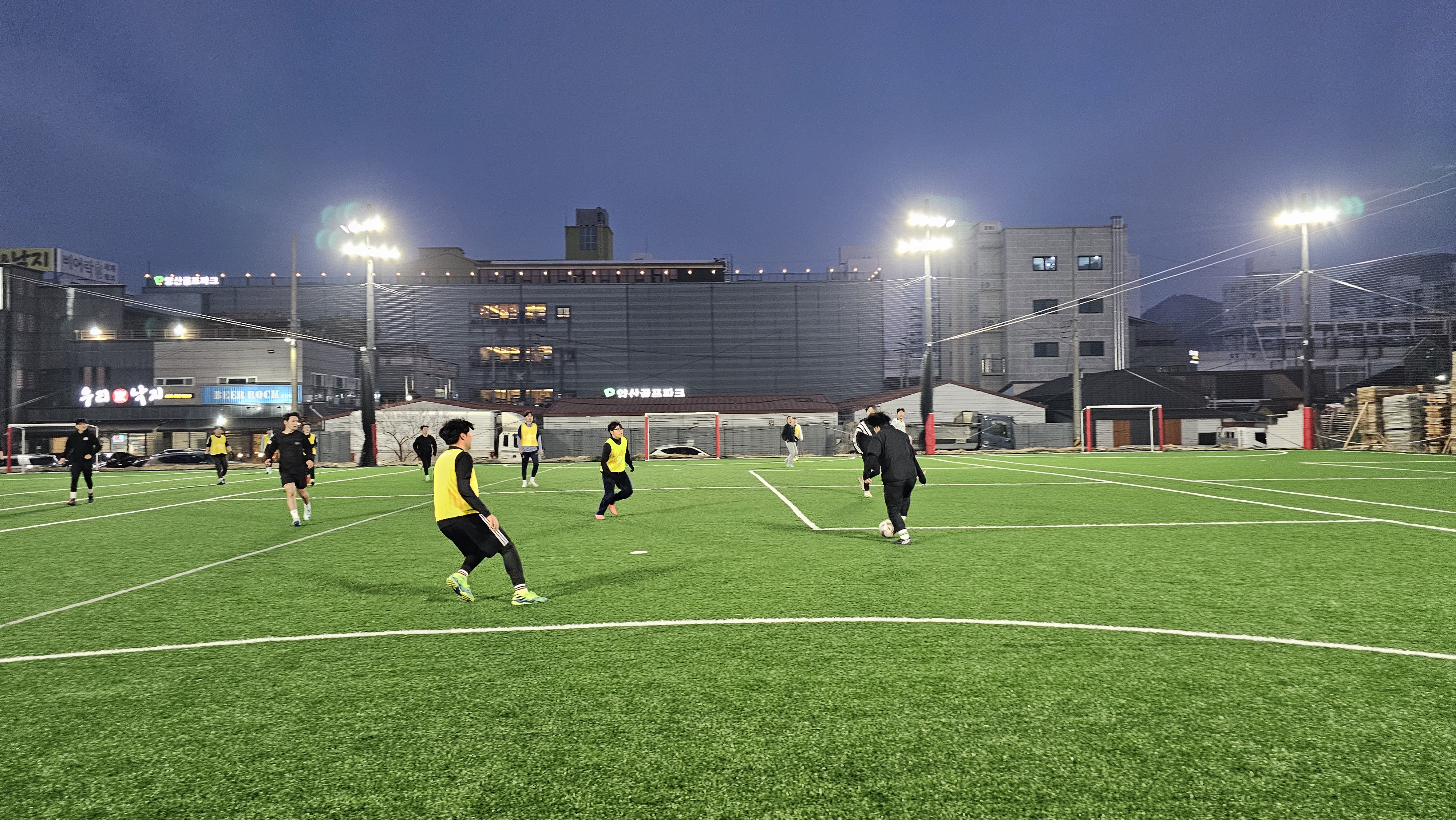 어반풋볼파크 양산점