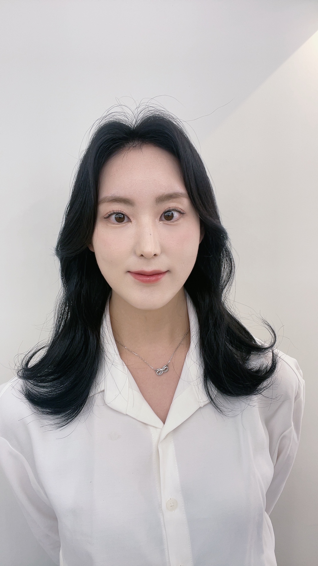 KEEN헤어 강남본점 내부 또는 관련 모습
