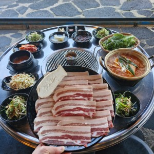 돈꿀꺽 애월 본점