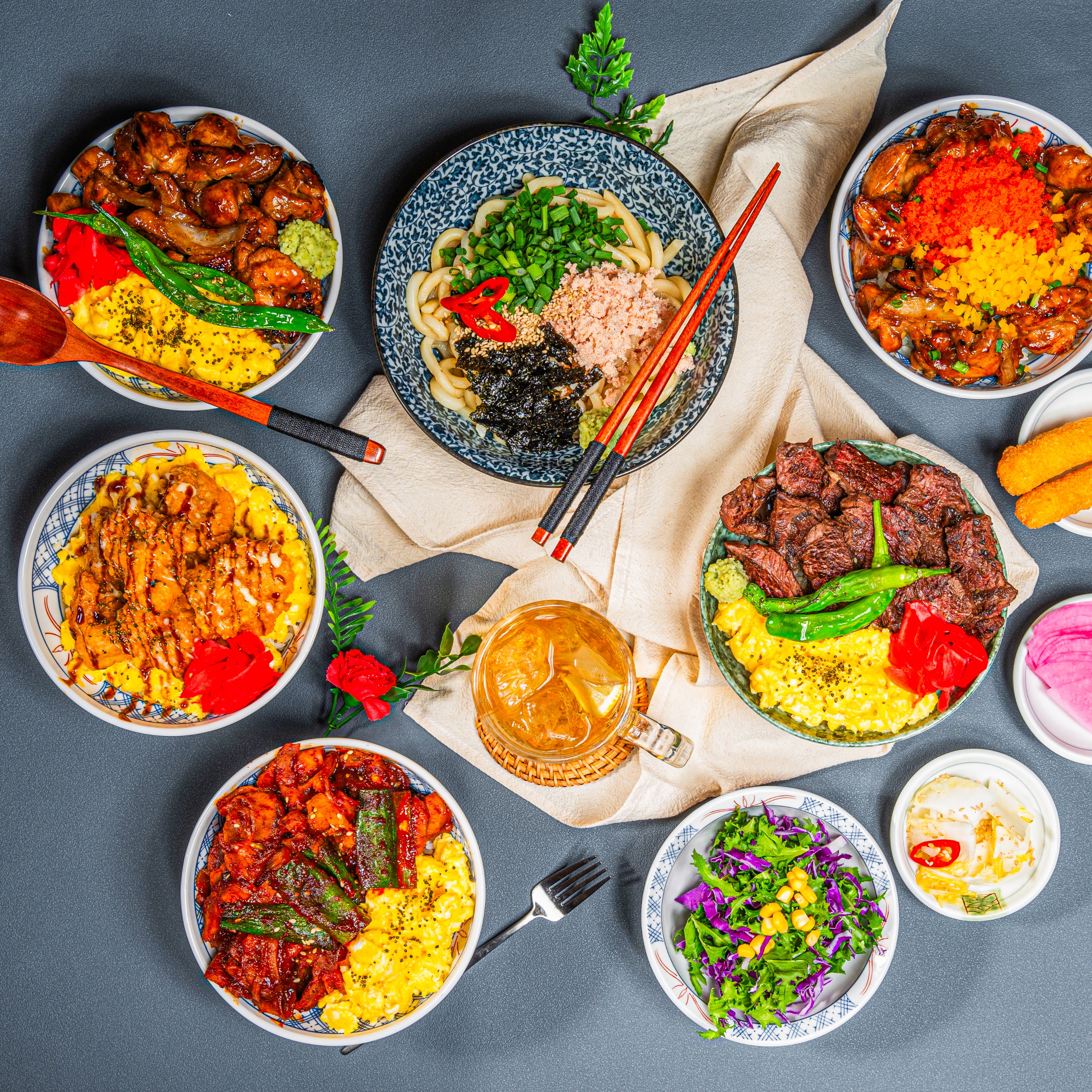 고기가득덮밥 강남역삼점 내부 또는 관련 모습