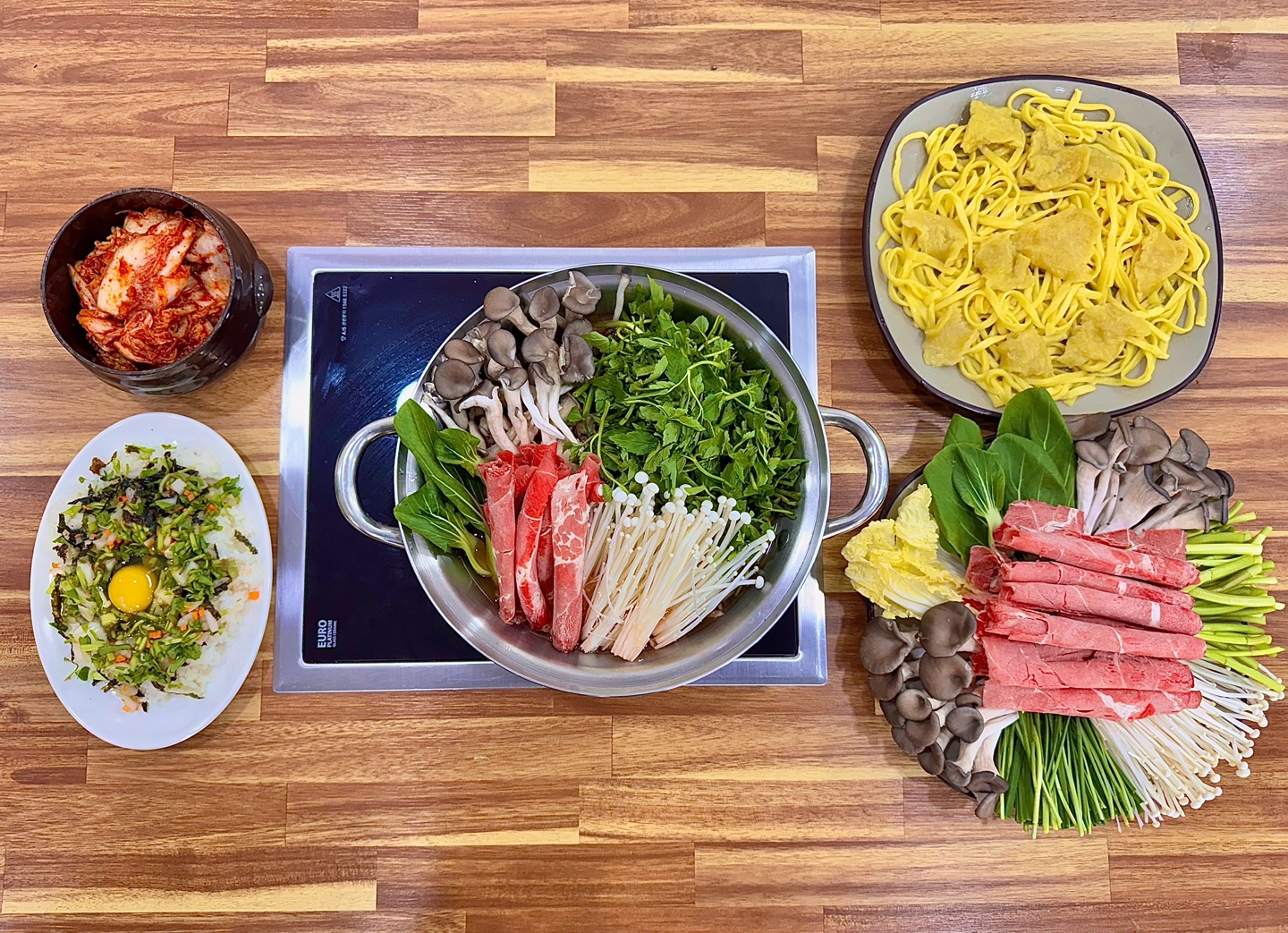 얼큰샤브칼국수