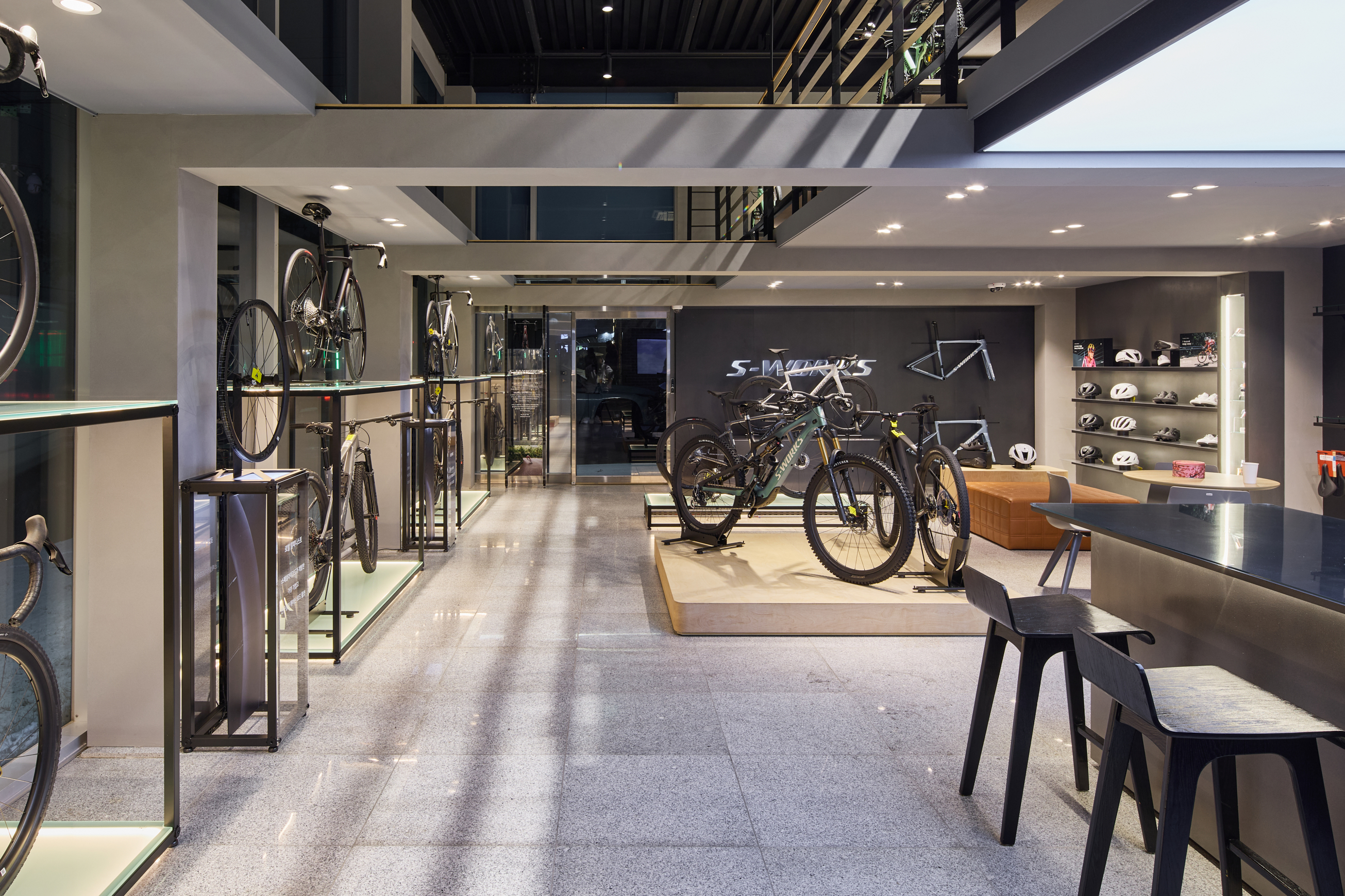 스페셜라이즈드 세종점 대표 이미지