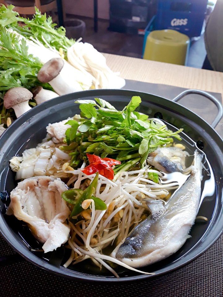 더셰프 연탄불고기&복국