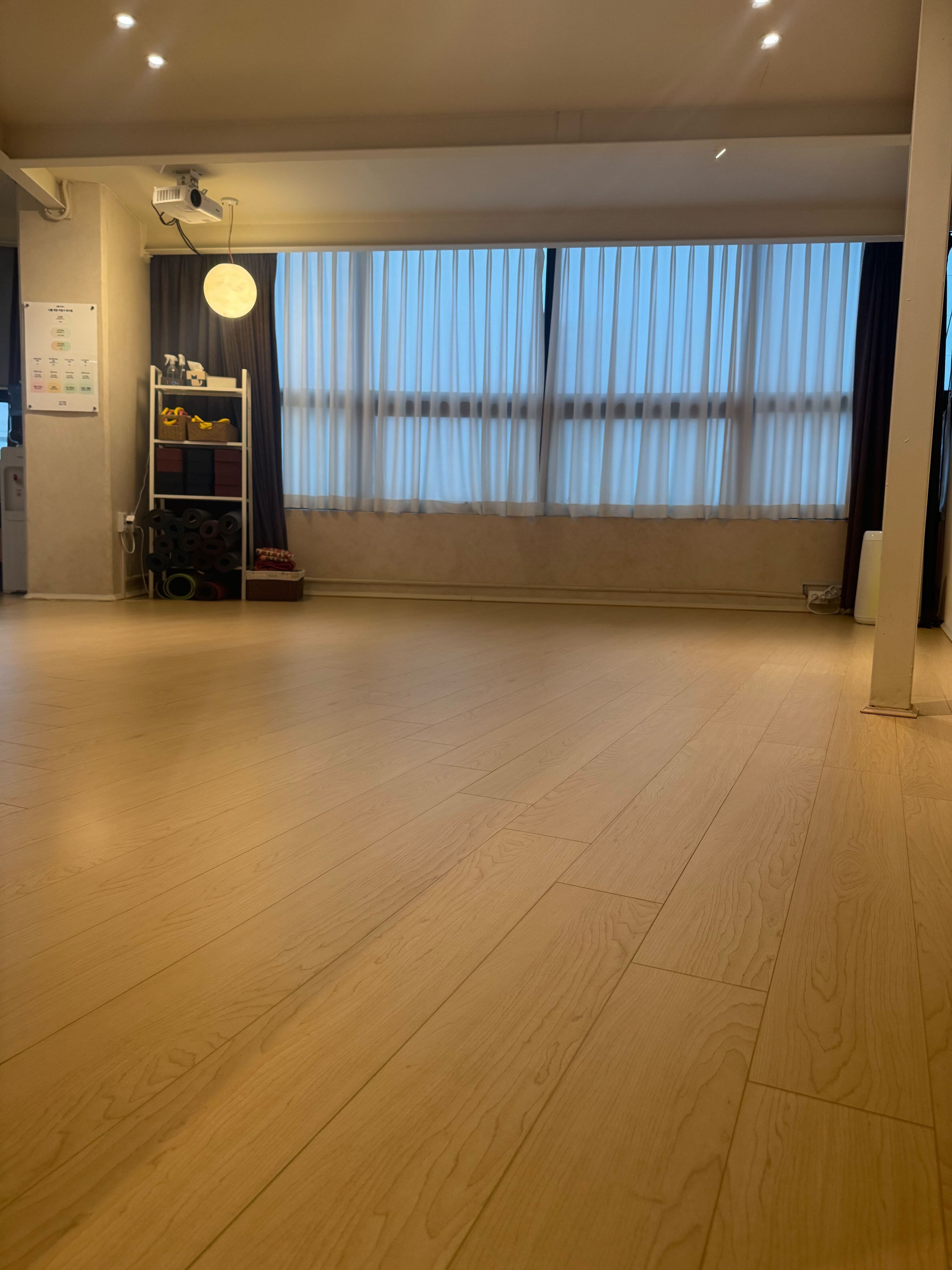 아힘사 누시마 대표 이미지