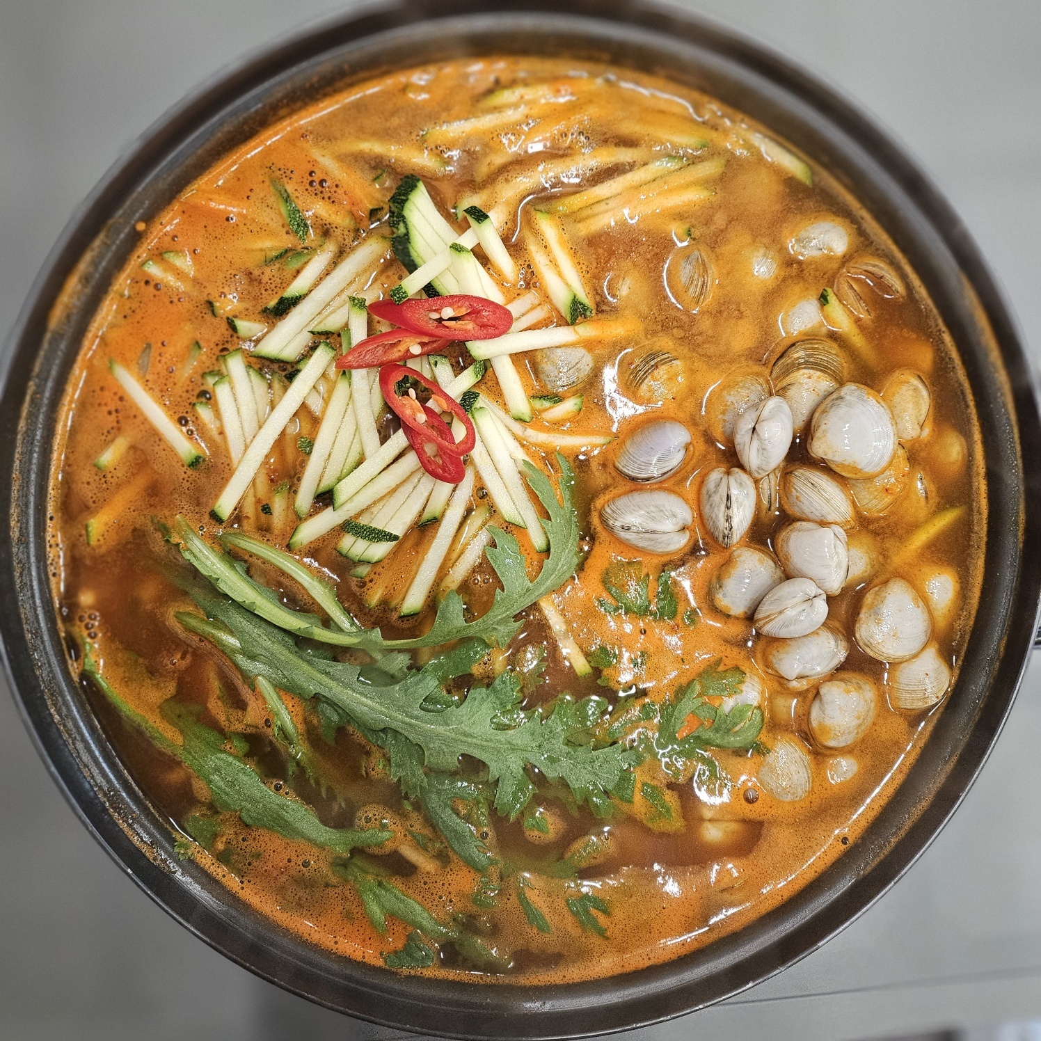 밀가온 칼국수
