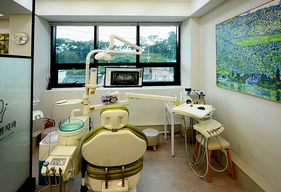 연세큰별치과교정과치과의원 대표 이미지